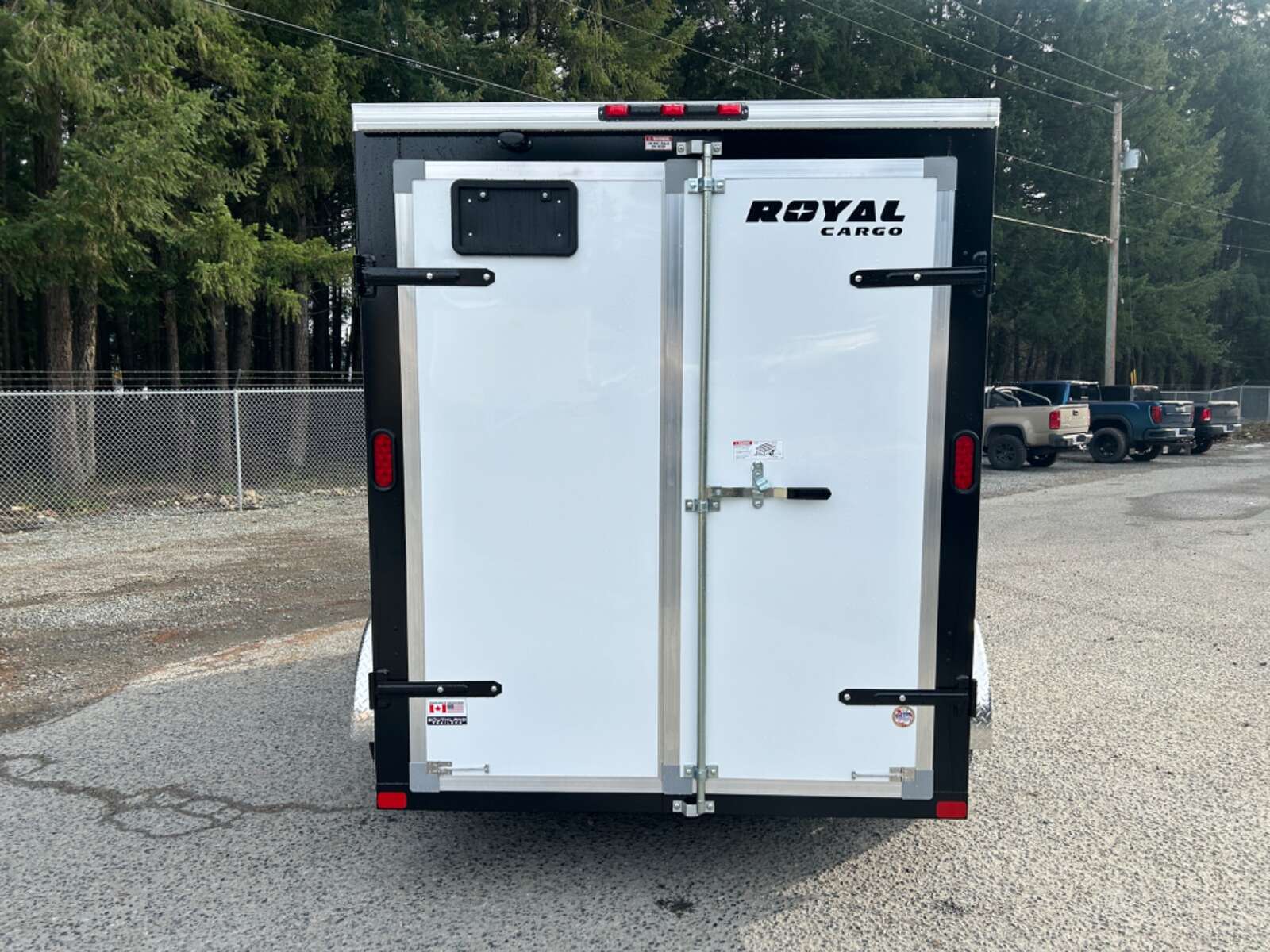 Photo of 2025 Royal Cargo 6X12+V 7,700LB GVW - BARN DOORS - 78" INTERIOR