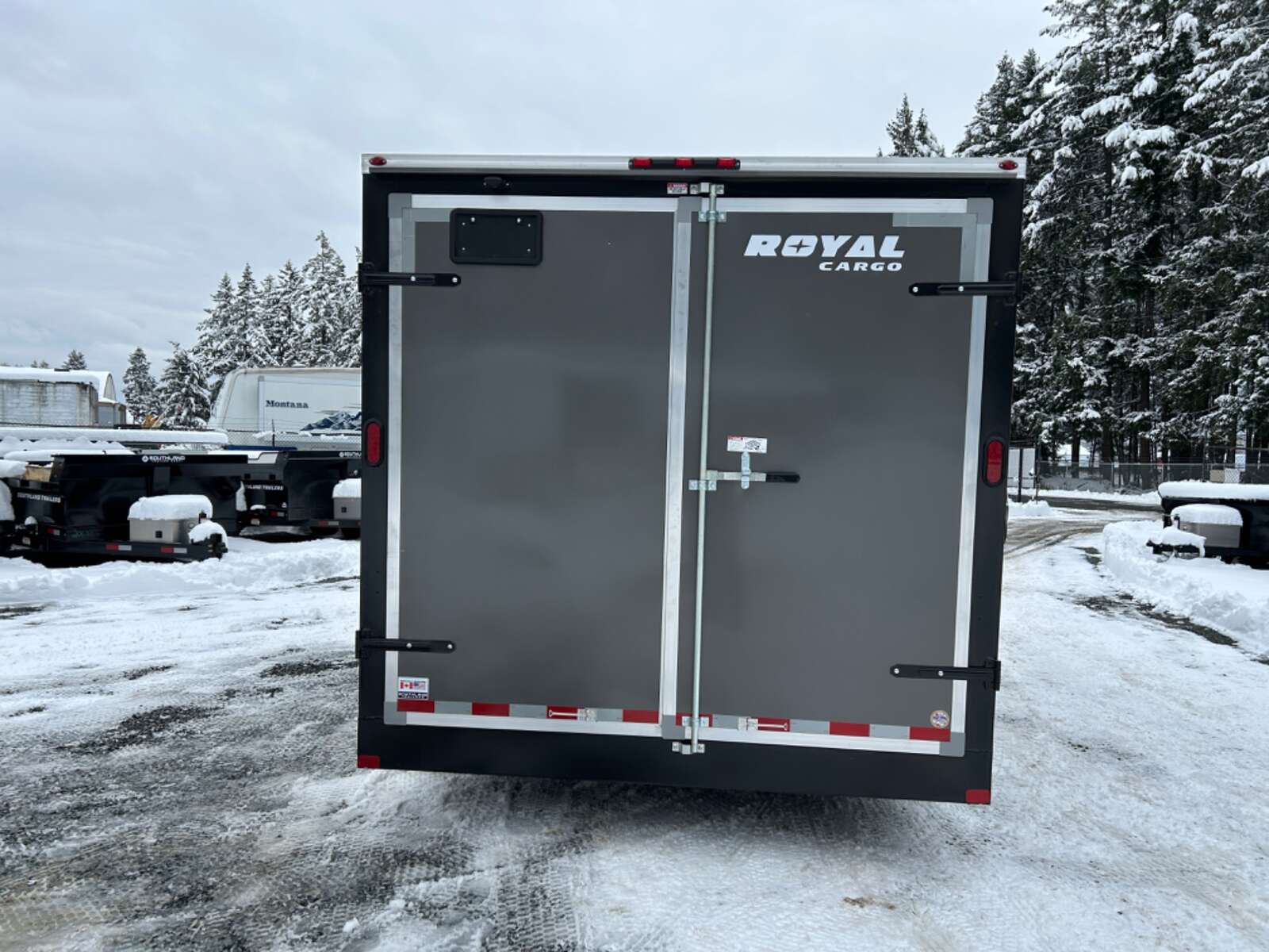 Photo of 2025 Royal Cargo 8.5X16' 11,400LB GVW - BARN DOORS 86" 