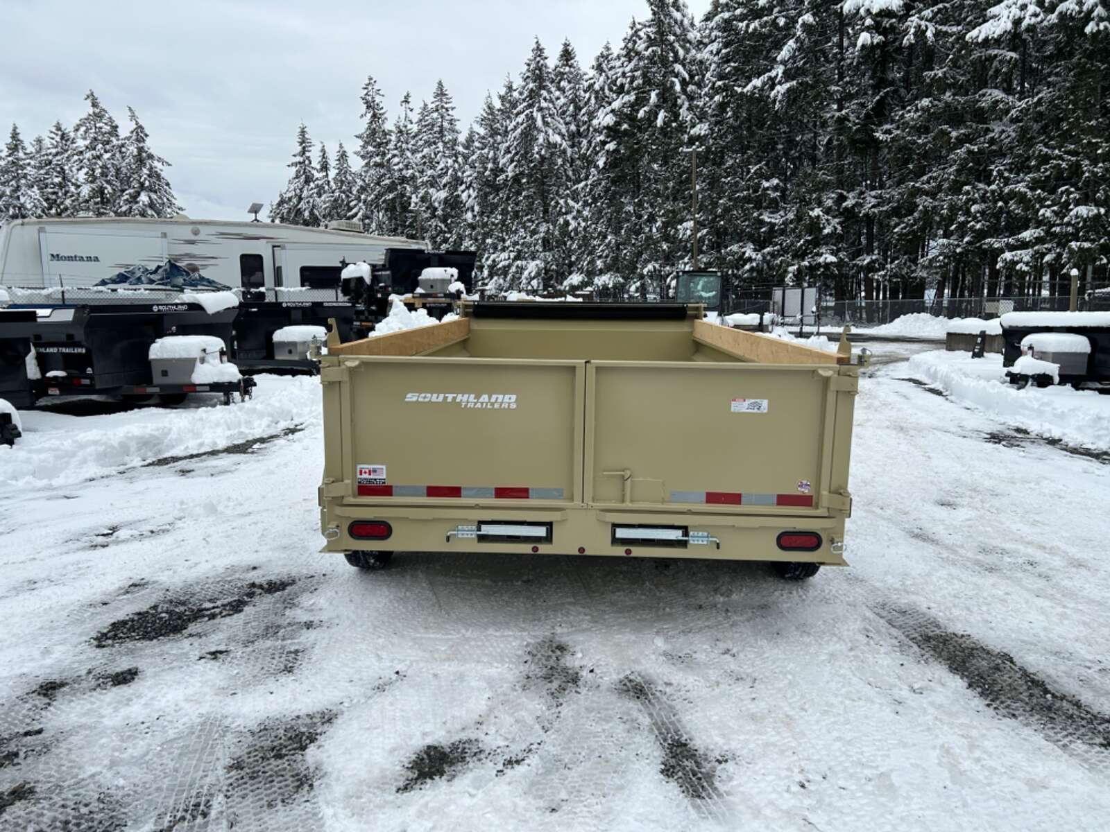 Photo of 2026 Southland 7X14 15,400LB GVW Dump Trailer - Sandstone