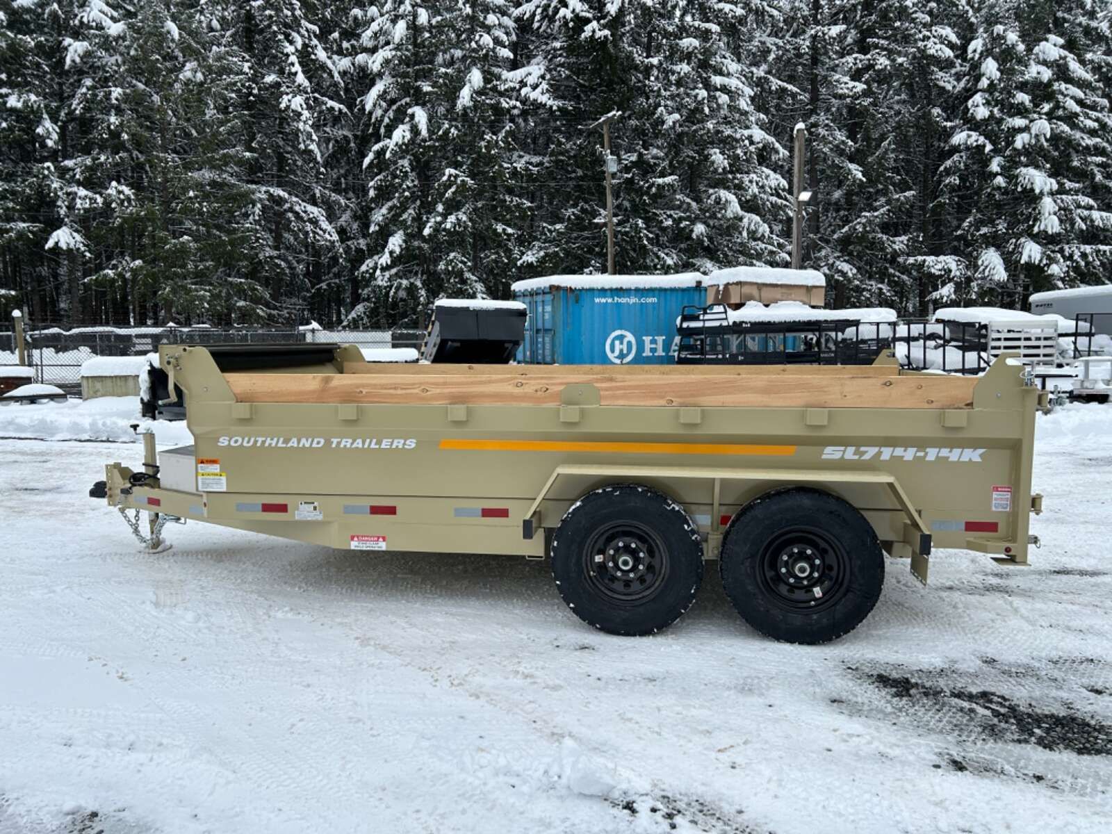 Photo of 2026 Southland 7X14 15,400LB GVW Dump Trailer - Sandstone