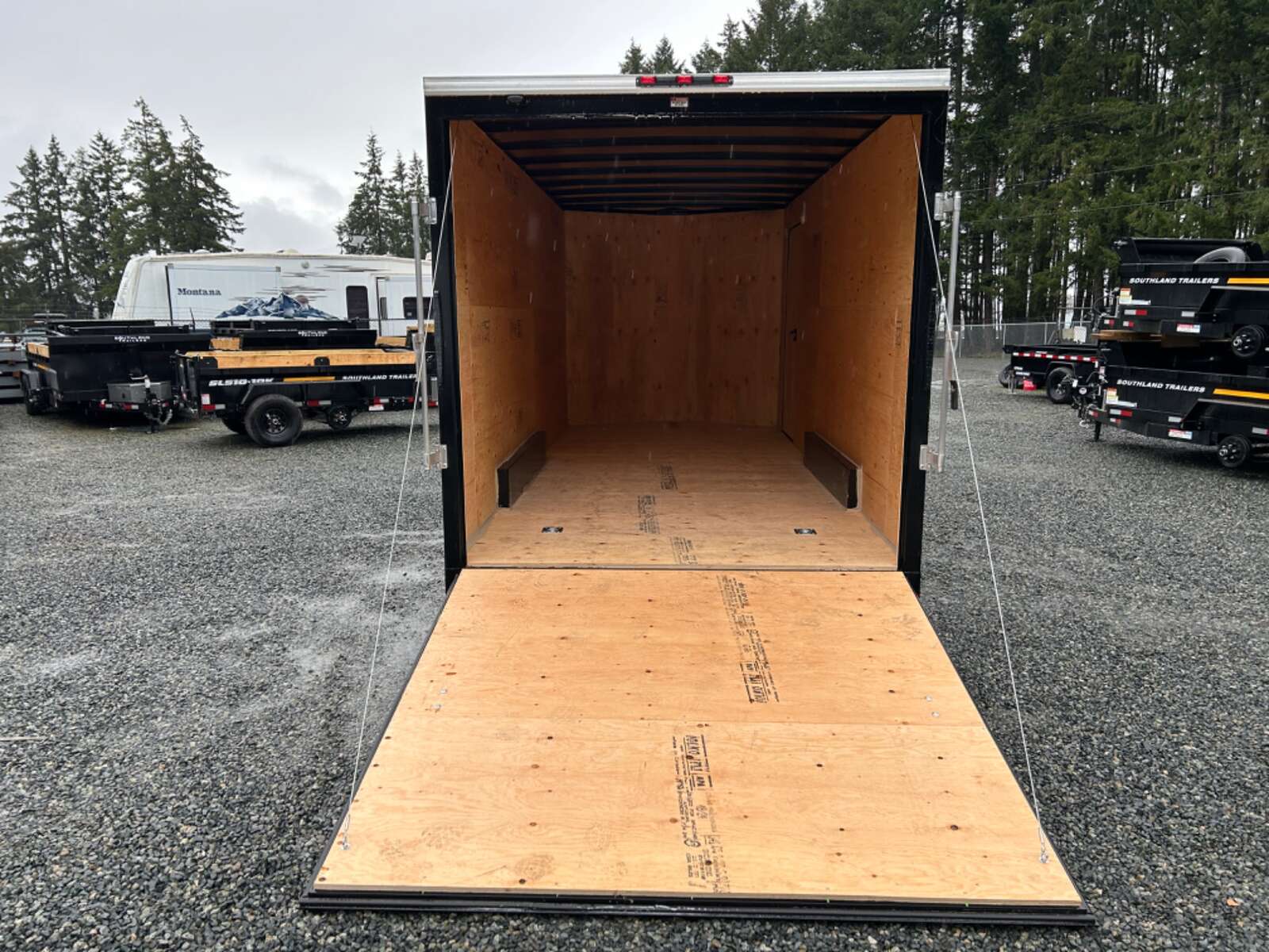 Photo of 2026 Royal Cargo 7.5X18+V 7,700LB GVWR - RAMP DOOR - 86" INTERIOR