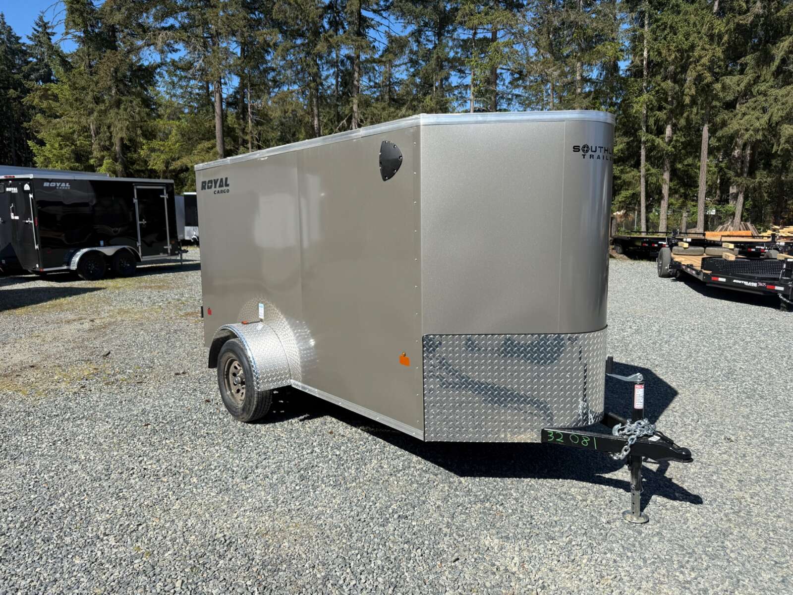 Photo of 2026 Royal Cargo 5X10+V 2990LB GVW BARN DOORS 64" INTERIOR