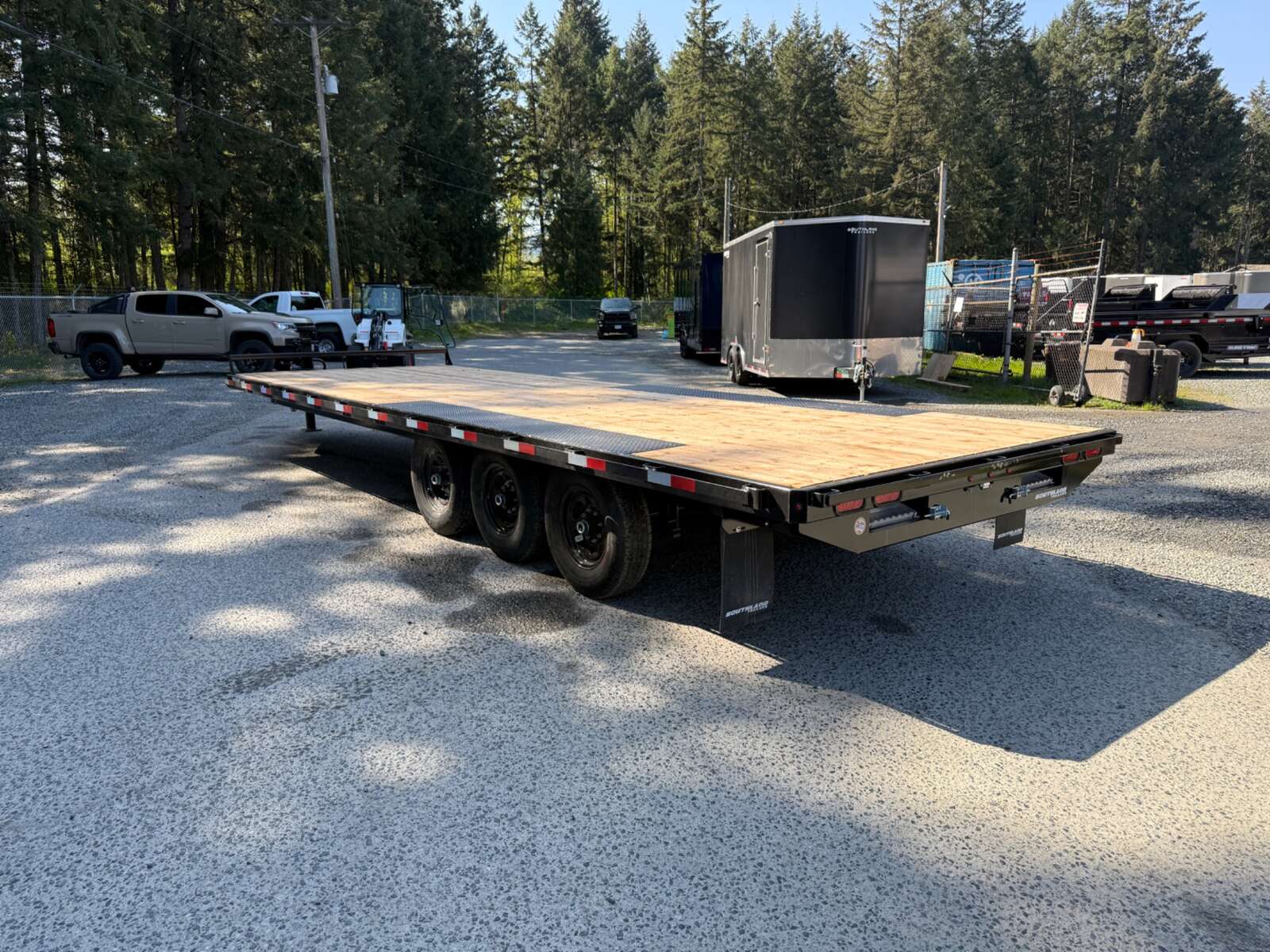 Photo of 2025 Southland 8.5X25' Deckover 21,000LB GVWR