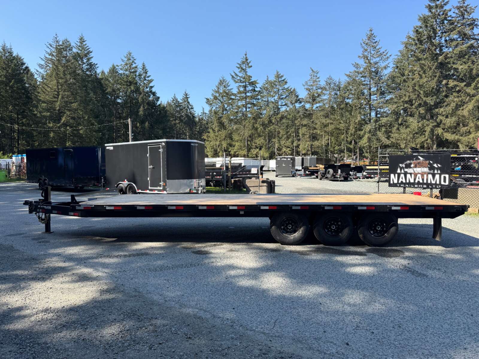 Photo of 2025 Southland 8.5X25' Deckover 21,000LB GVWR