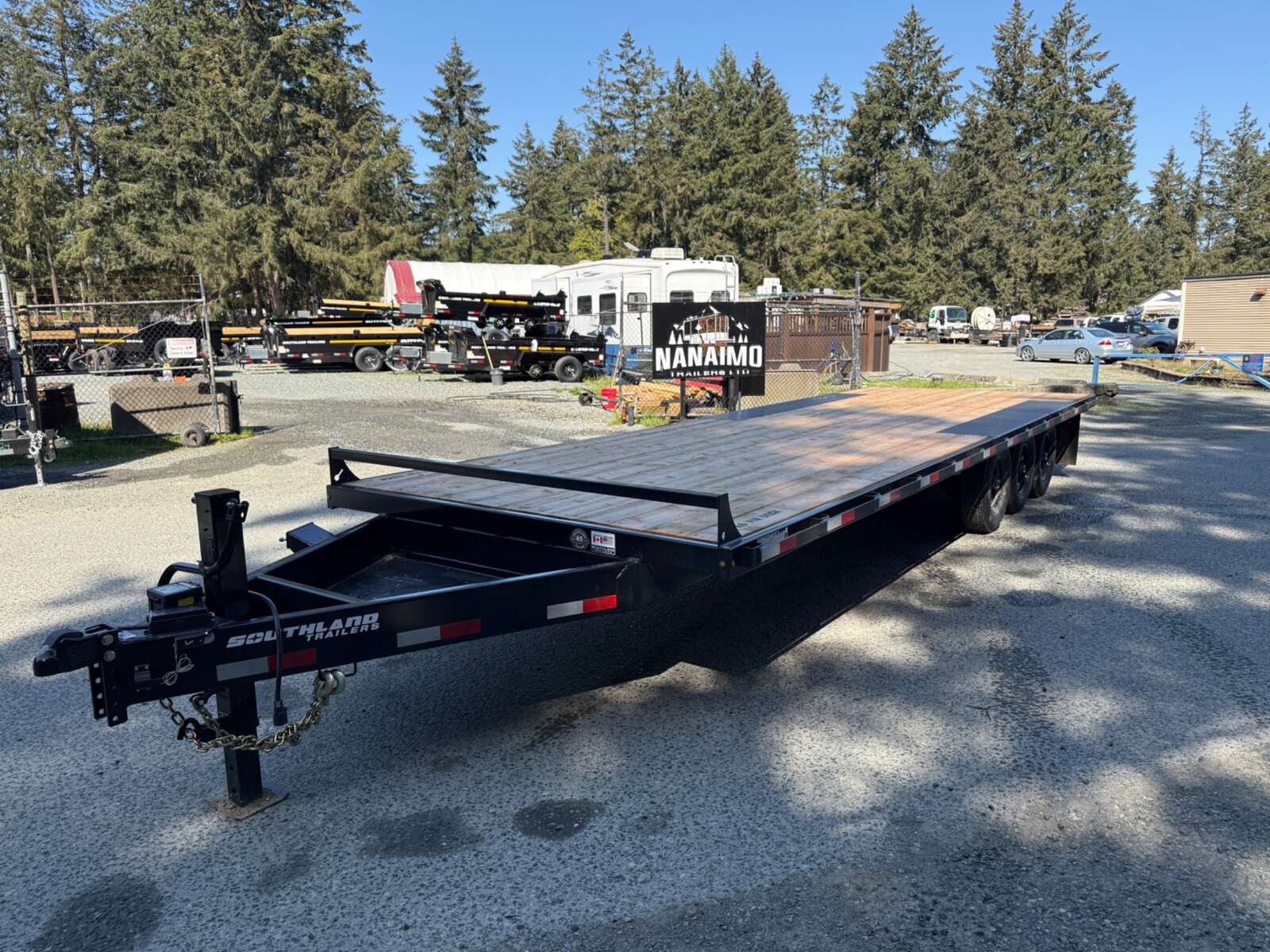 Photo of 2025 Southland 8.5X25' Deckover 21,000LB GVWR