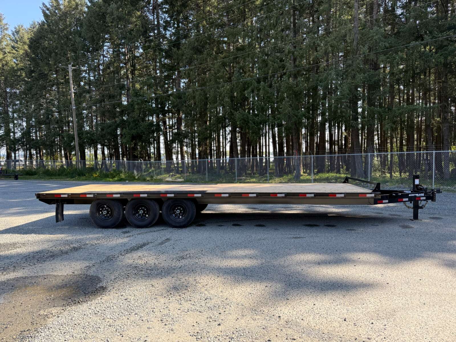 Photo of 2025 Southland 8.5X25' Deckover 21,000LB GVWR