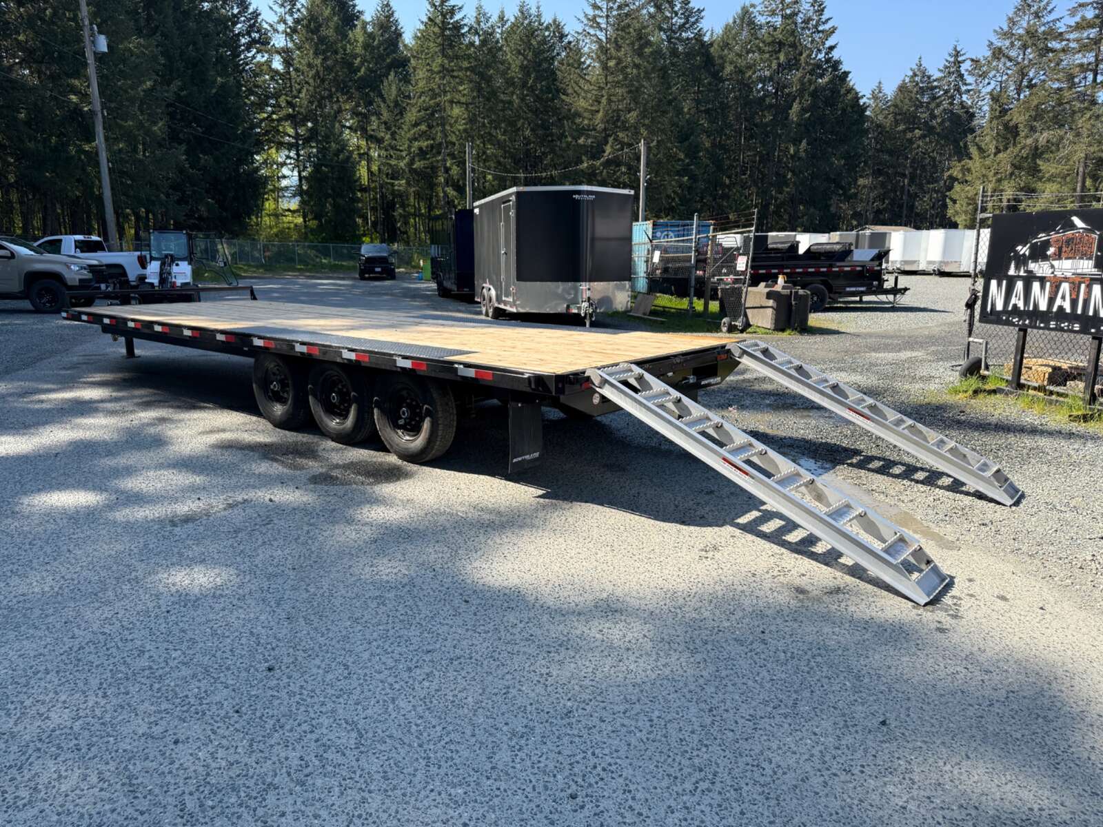 Photo of 2025 Southland 8.5X25' Deckover 21,000LB GVWR