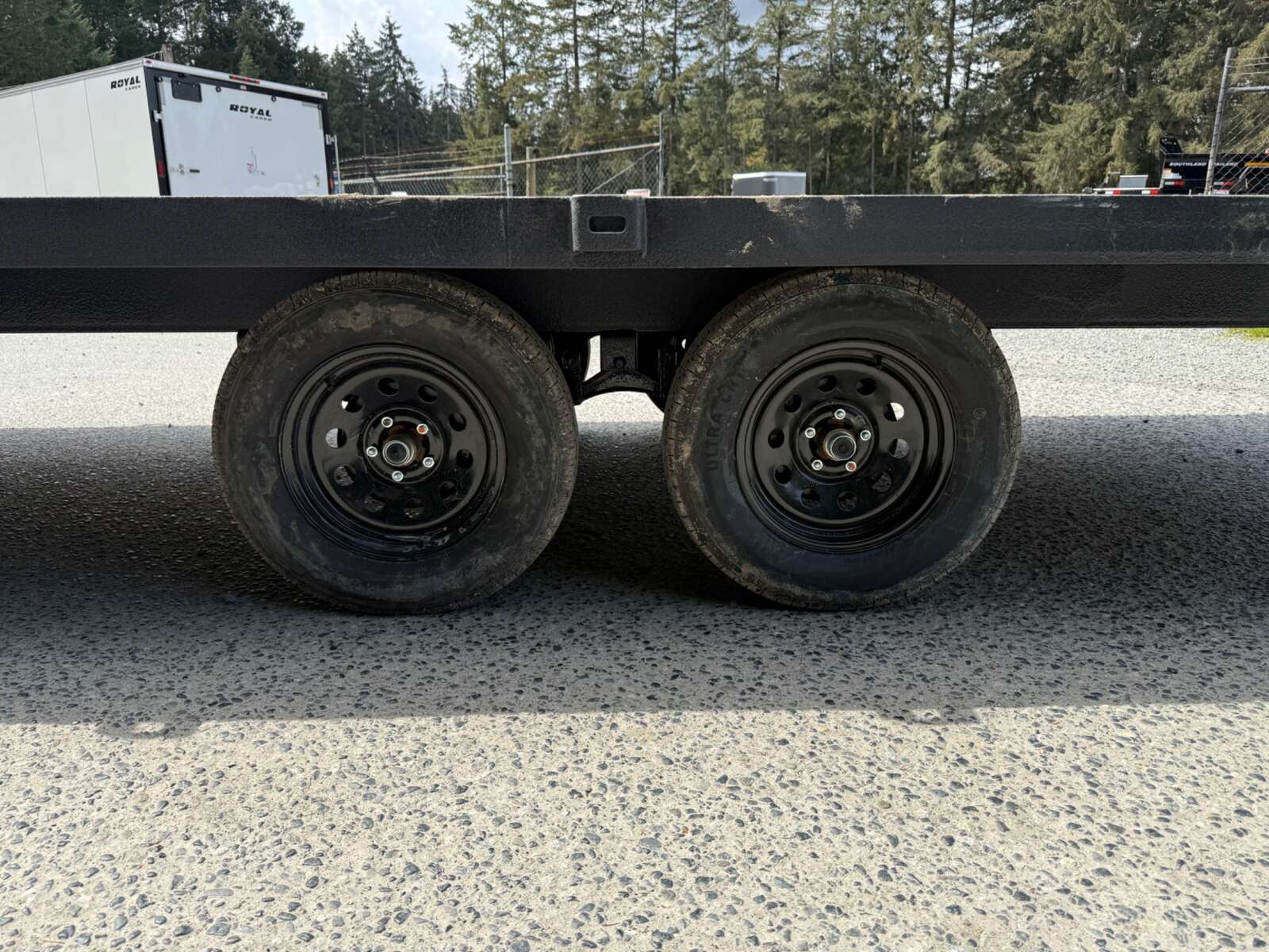Photo of 2025 Rainbow Trailers 8.5X20 Deckover - 7,000LB GVWR