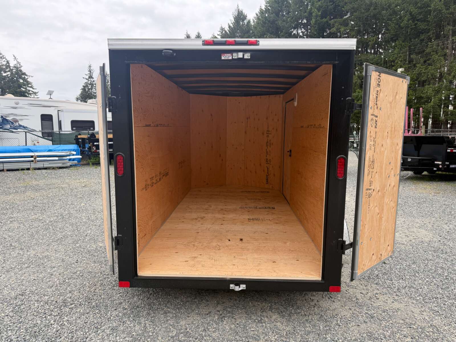 Photo of 2026 Royal Cargo 6X12+V - 7,700LB GVWR - Barn Doors - 72" Interior