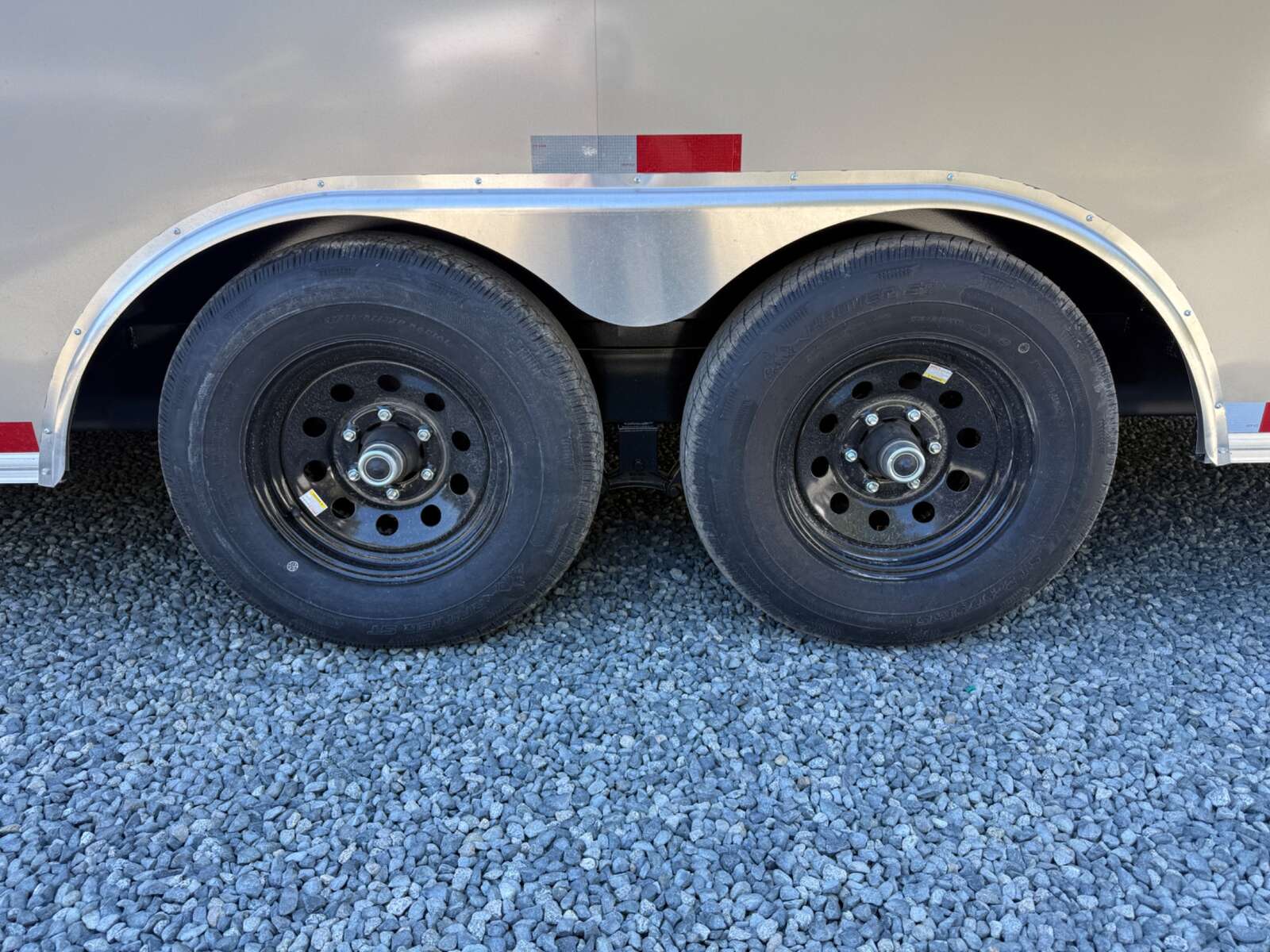 Photo of 2026 Royal Cargo 8.5X20+V-Nose 11,400LB GVWR - 86" Interior - Car Hauler