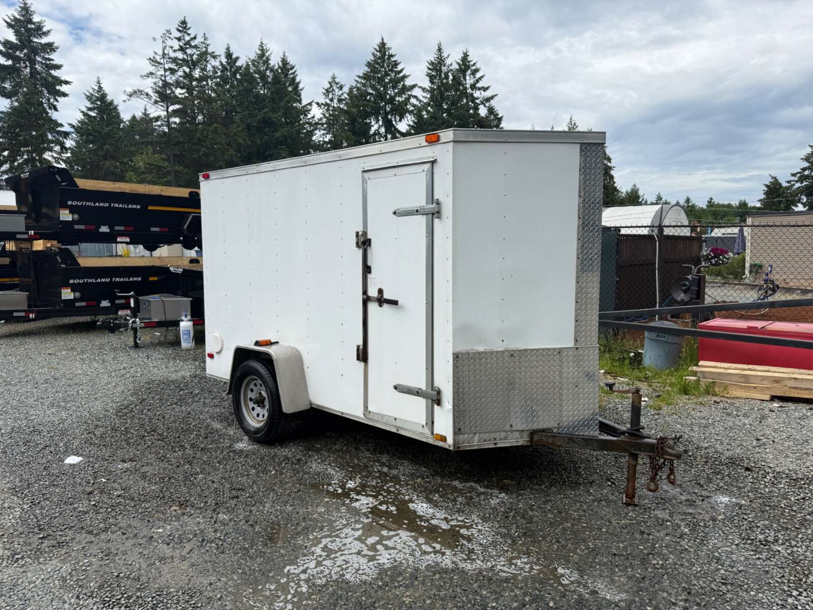 Photo of 2016 Diamond Cargo 5X10+ V-Nose