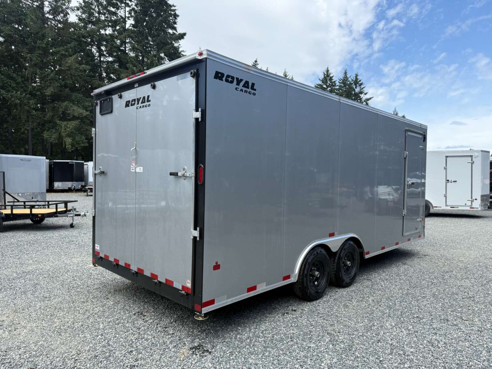 Photo of 2026 Royal Cargo 8.5X20+V-Nose 11,400LB GVWR - 86" Interior - Car Hauler