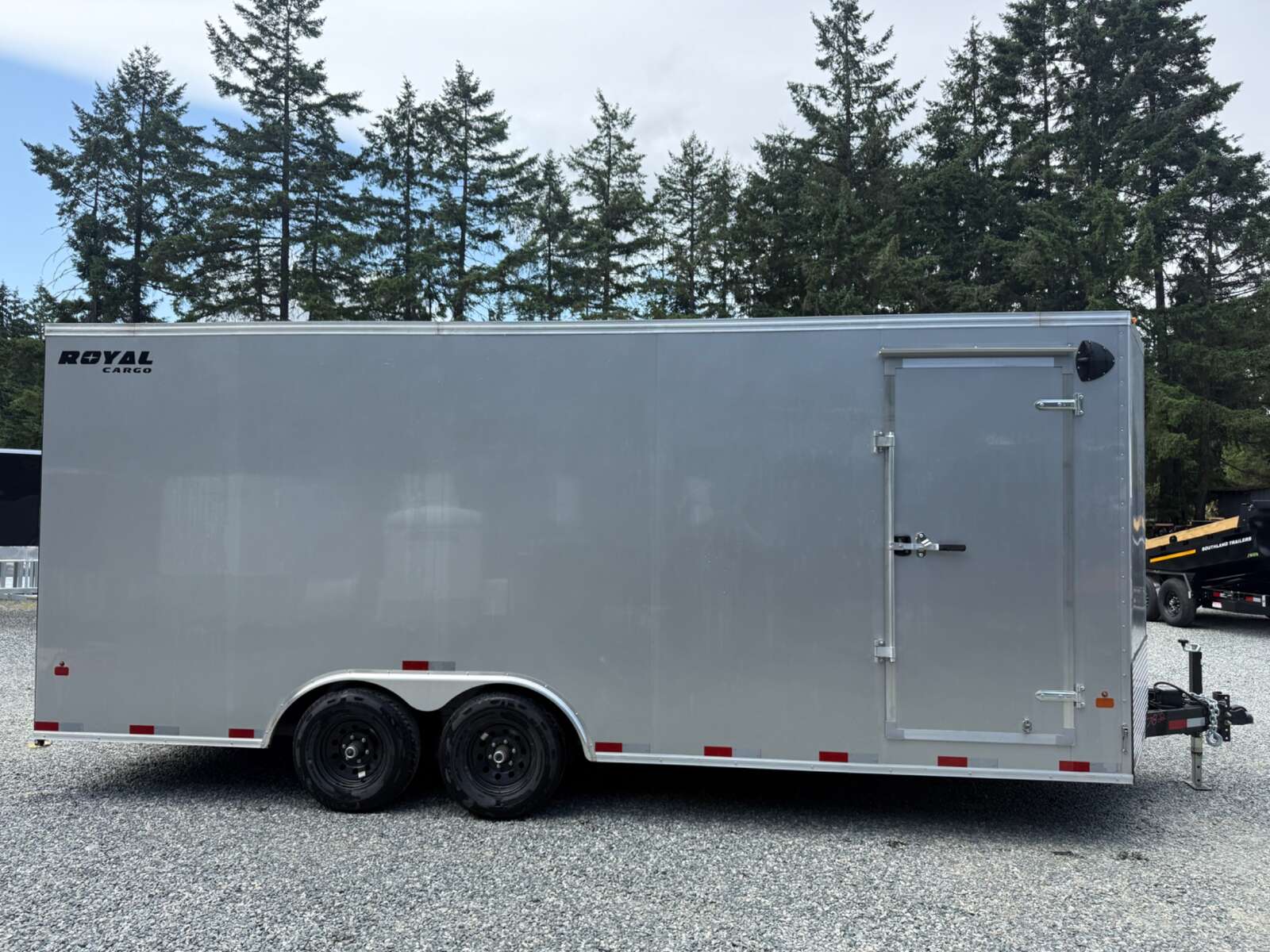 Photo of 2026 Royal Cargo 8.5X20+V-Nose 11,400LB GVWR - 86" Interior - Car Hauler