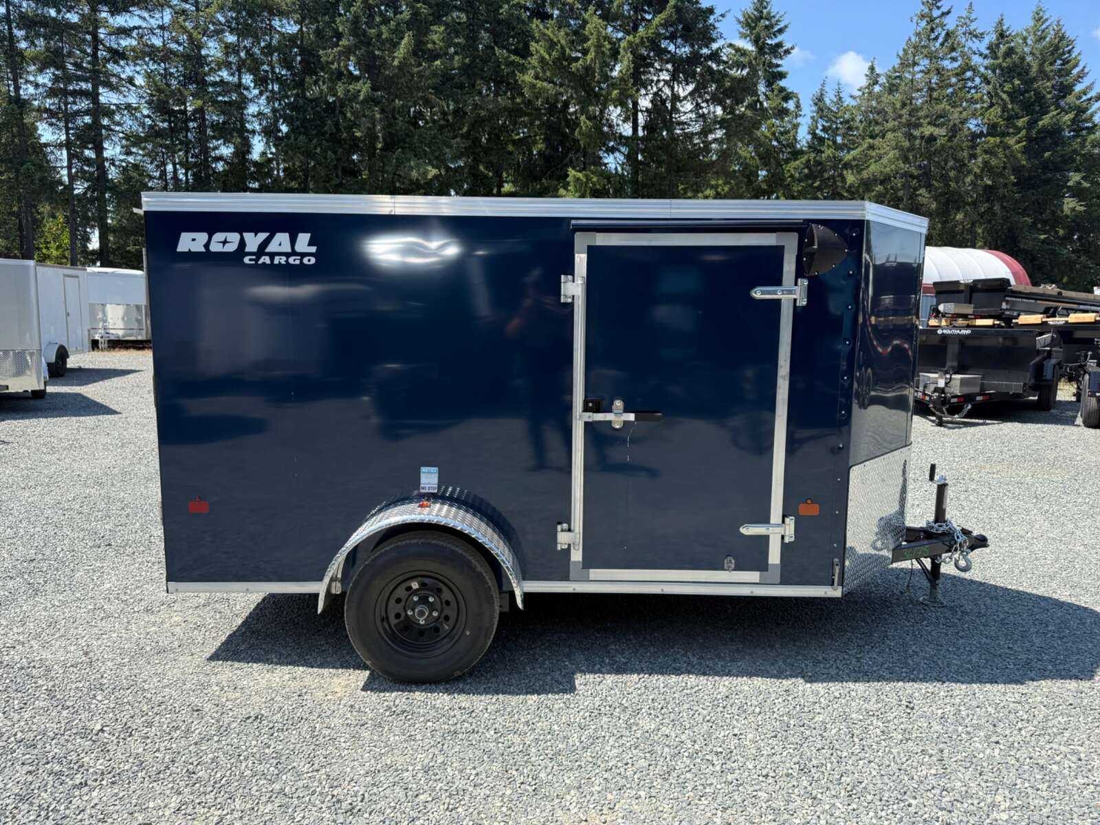 Photo of 2026 Royal Cargo 5X10+V 2990LB GVW - RAMP DOOR - 64" INTERIOR - SIDE DOOR