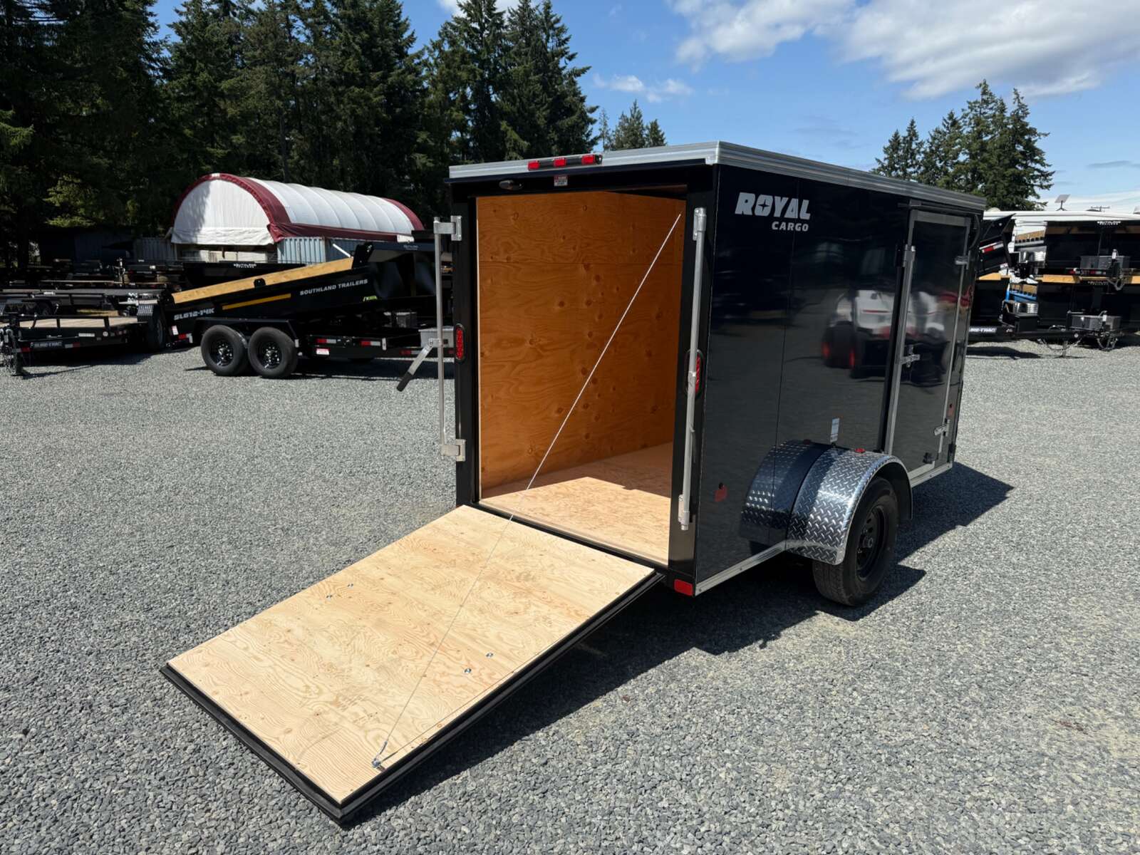 Photo of 2026 Royal Cargo 5X10+V 2990LB GVW - RAMP DOOR - 64" INTERIOR - SIDE DOOR