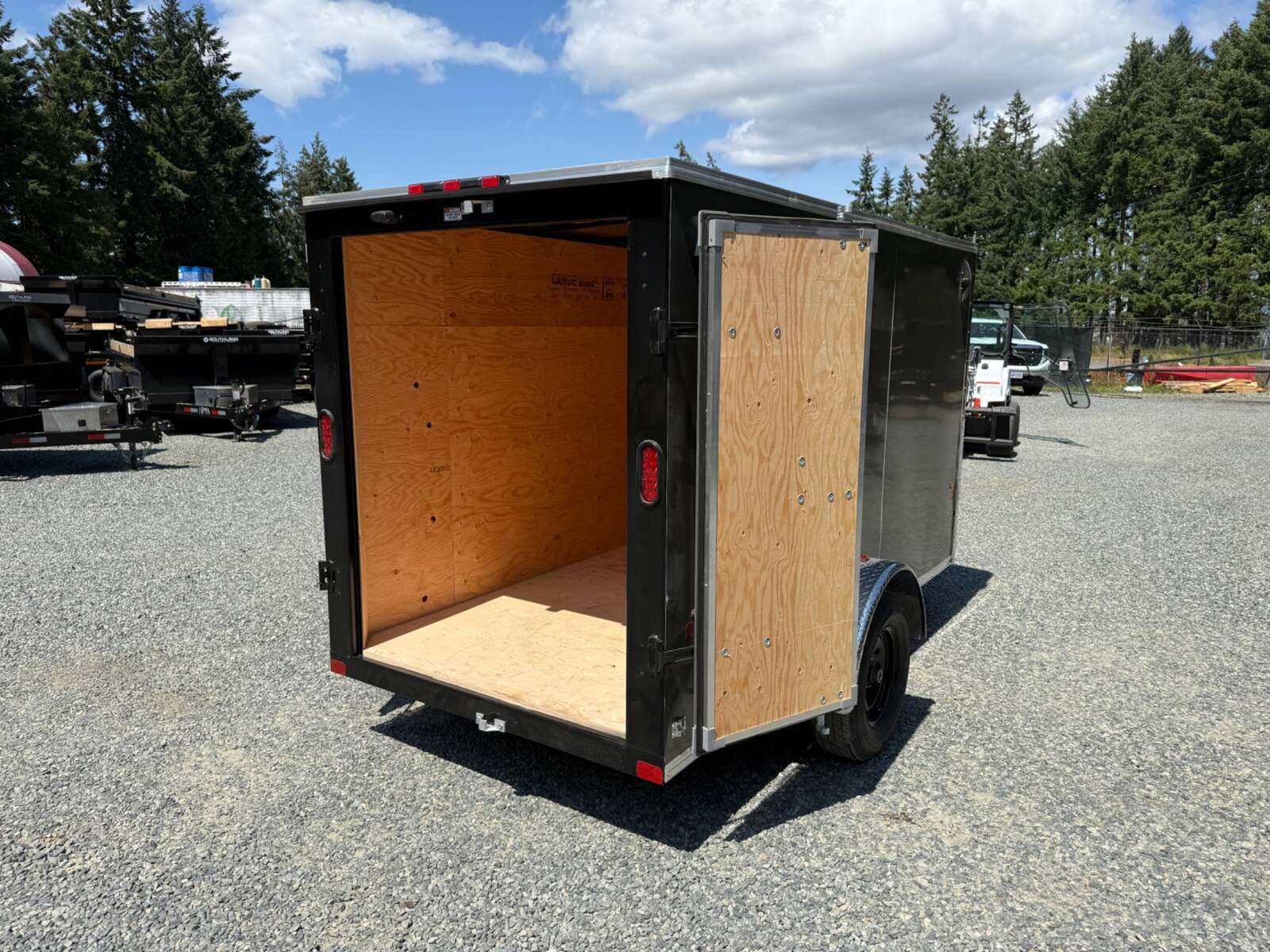 Photo of 2026 Royal Cargo 5X10 2990LB GVW RAMP DOOR 64" INTERIOR