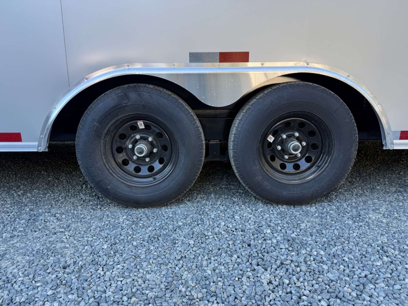 Photo of 2026 Royal Cargo 8.5X24+V 11,400LB GVW 86" TALL CAR HAULER