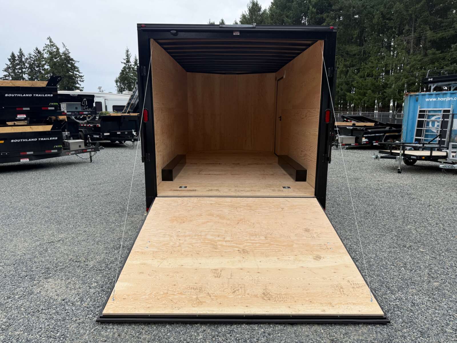 Photo of 2026 Royal Cargo 8.5X16+V 11,400LB GVW - RAMP DOOR - 86" INTERIOR - BLACKOUT PKG