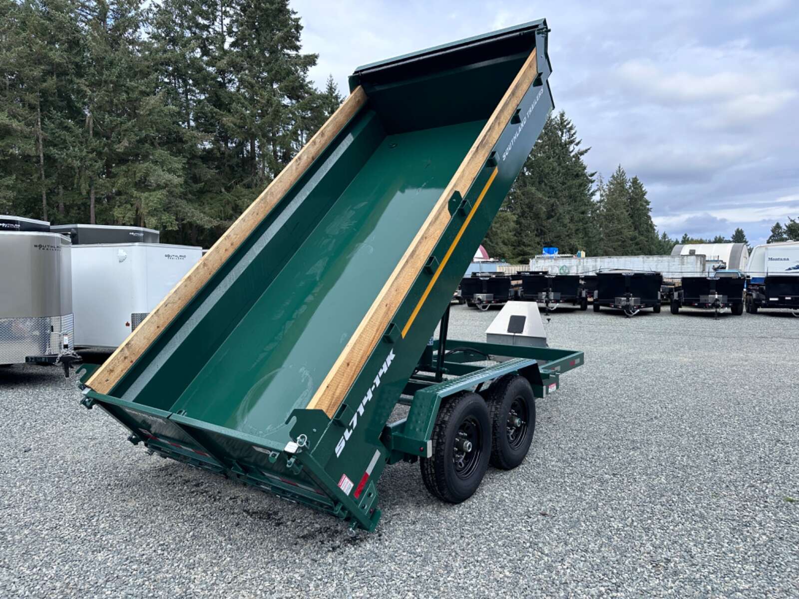 Photo of 2026 Southland 7X14 15,400LB GVW Dump Trailer - Green