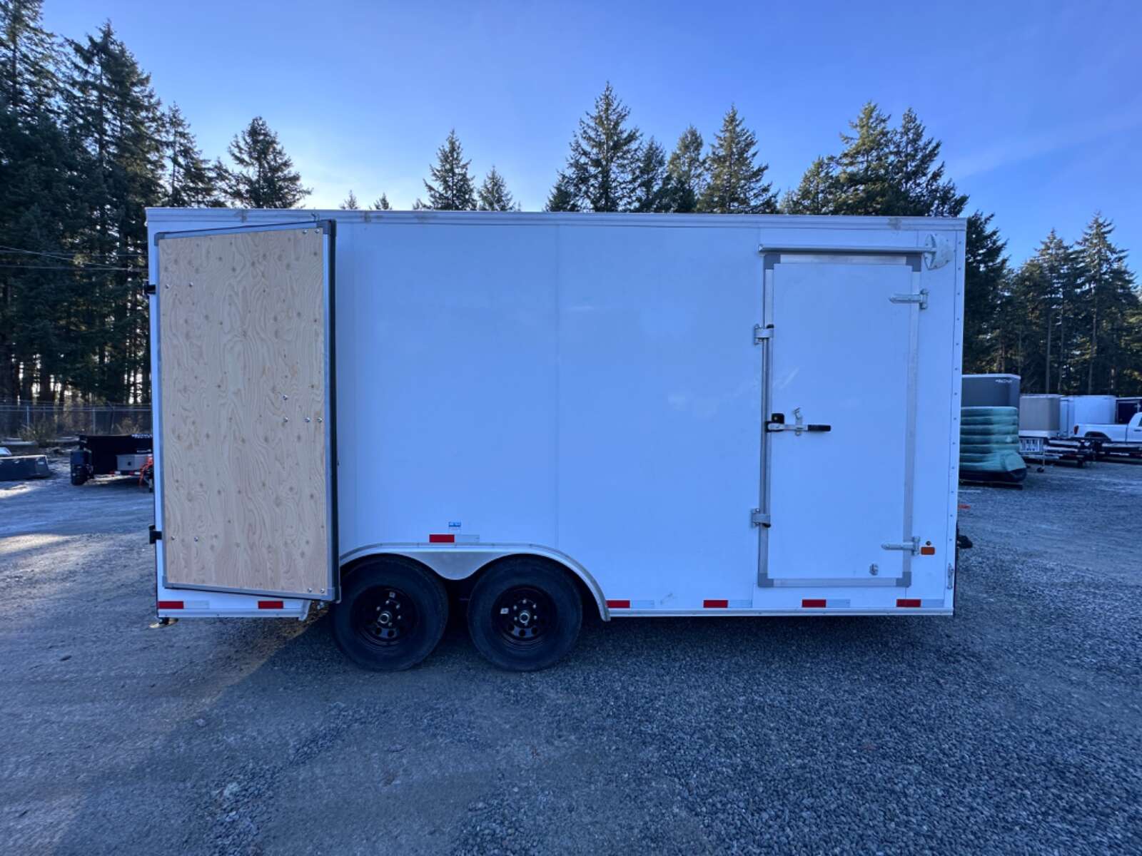 Photo of 2026 Royal Cargo 8.5X16+V 11,400LB GVW - BARN DOORS - 86" INTERIOR