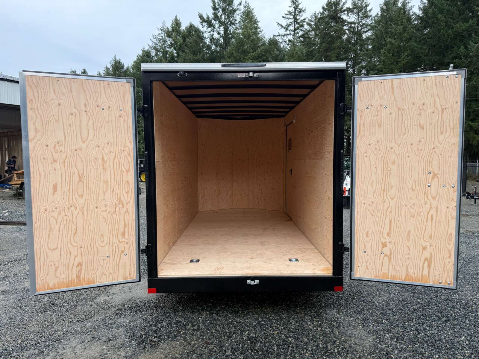 Photo of 2026 Royal Cargo 7X14+V 7700LB GVW BARN DOORS