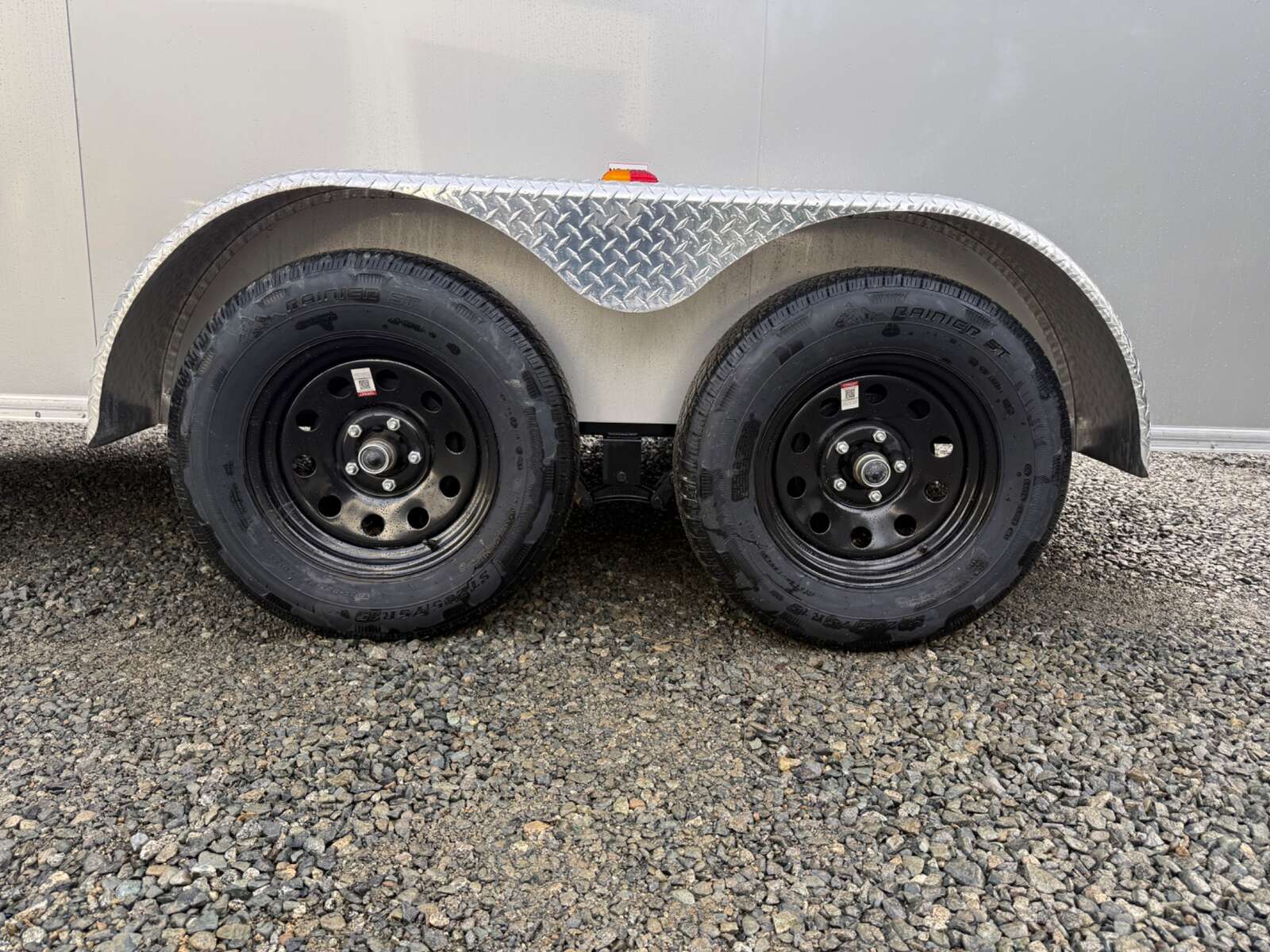 Photo of 2026 Royal Cargo 6X12+V 7,700LB GVW - BARN DOORS - 78" INTERIOR