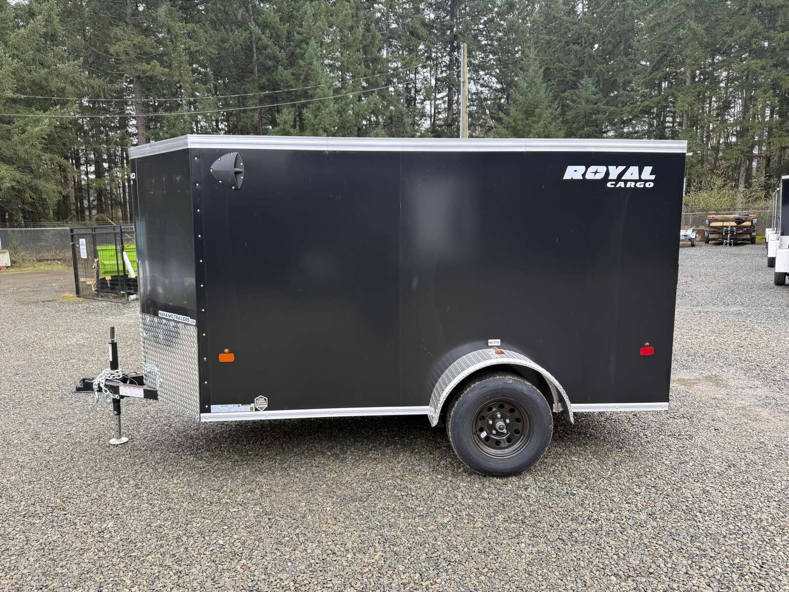 Photo of 2026 5X10 +V-NOSE 2,990LB GVW CARGO TRAILER - SIDE DOOR - REAR RAMP DOOR 