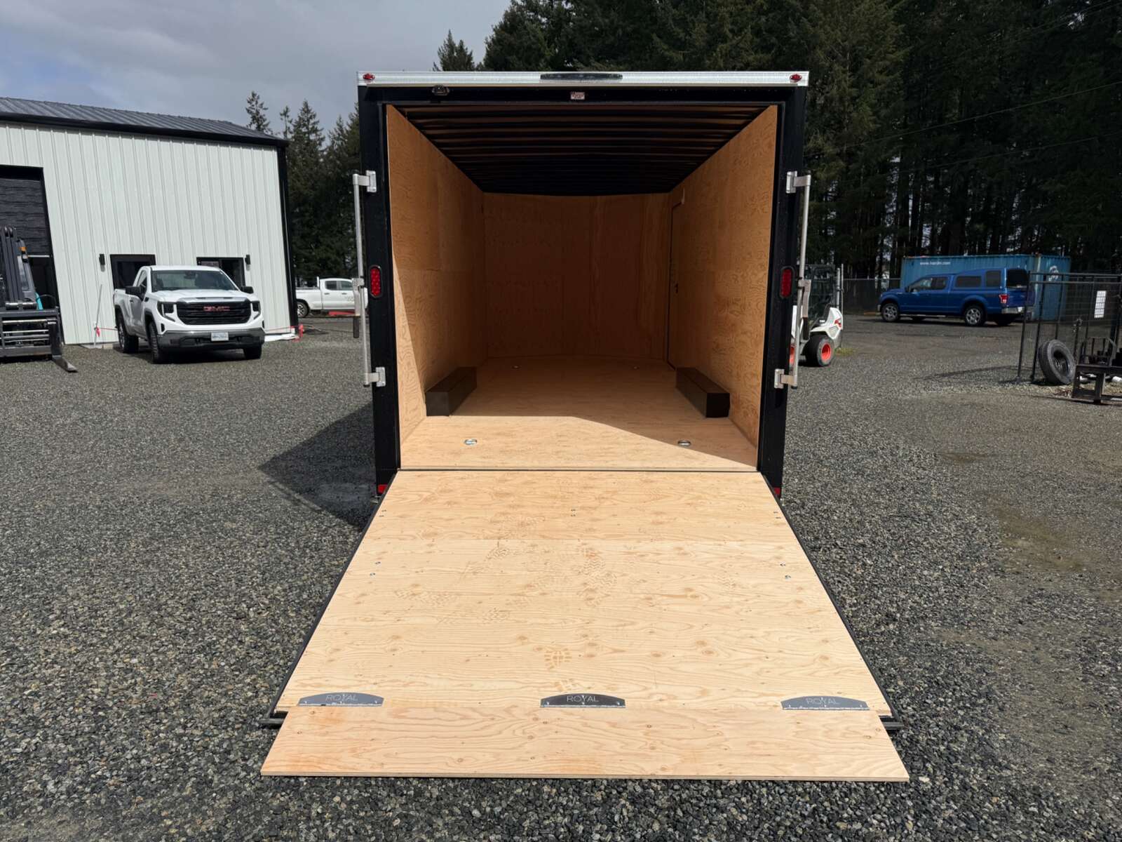 Photo of 2026 Royal 8.5x20 +V-Nose 11,400lb GVW Cargo Trailer - Ramp Door 