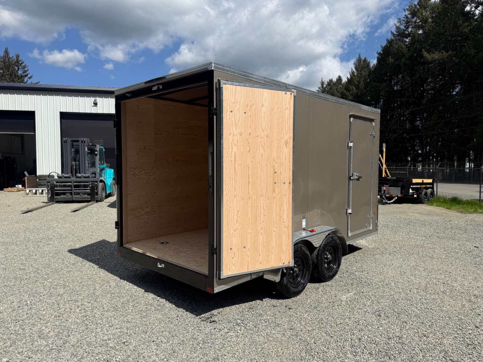 Photo of 2026 ROYAL CARGO 7X14+V 7700LB GVW - 86" INTERIOR - BARN DOOR