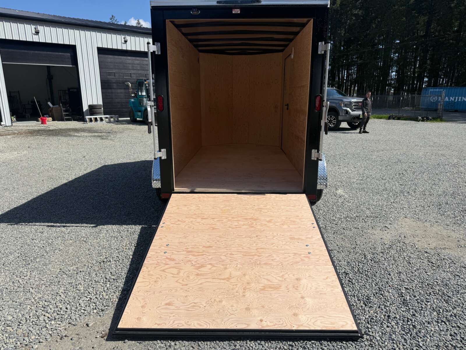Photo of 2026 ROYAL 6X12 +V-NOSE 7,700LB GVW CARGO TRAILER - 78" INTERIOR - RAMP DOOR 