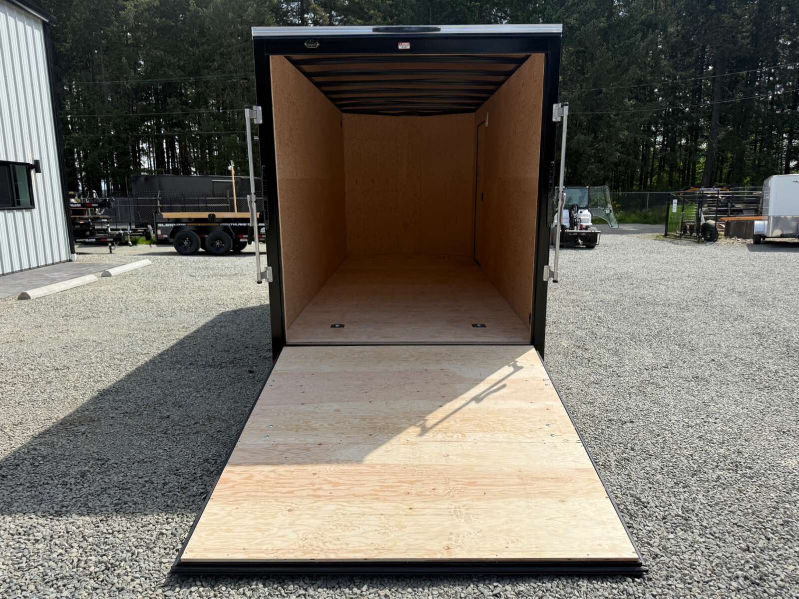 Photo of 2026 Royal Cargo 7X16+V 7700LB GVW - RAMP DOOR