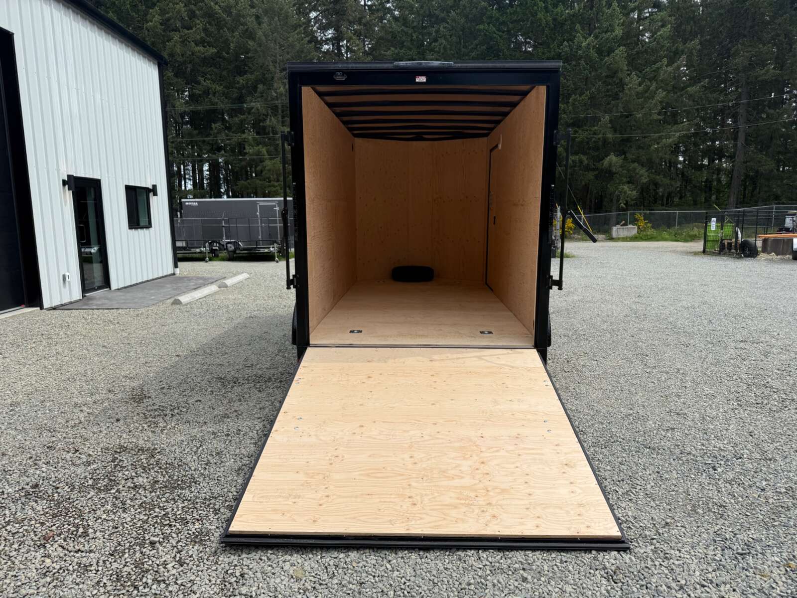 Photo of 2026 Royal Cargo 7X14+V 7700LB GVW - 86" INTERIOR - RAMP DOOR