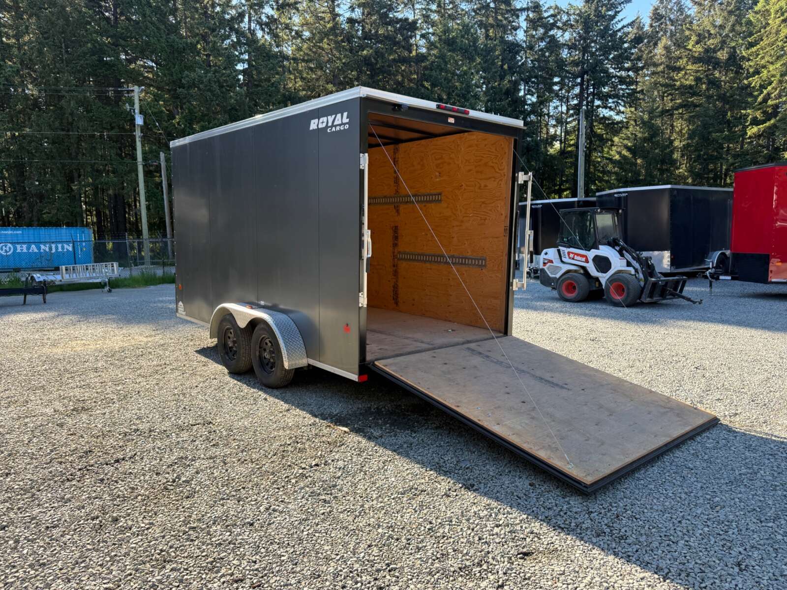 Photo of 2025 Royal Cargo 7X14' + V-Nose - 7700LB GVWR - Ramp Door