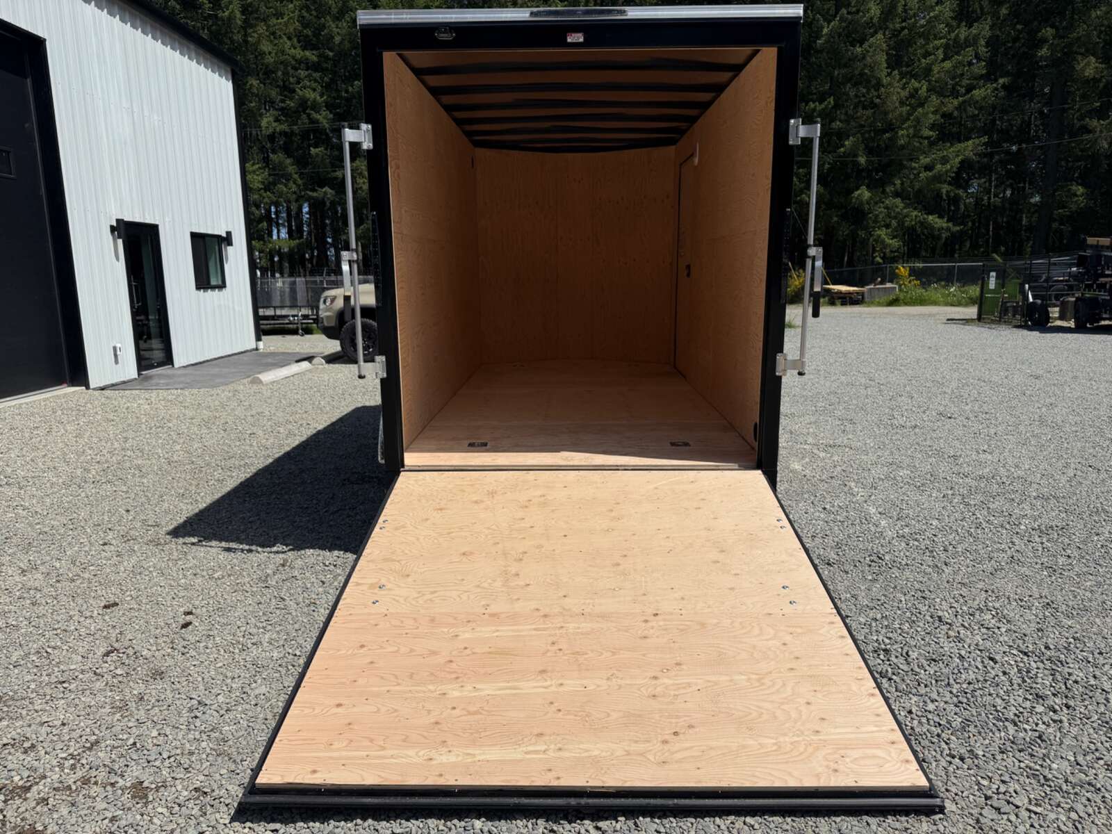 Photo of 2026 ROYAL CARGO 7X14+V 7700LB - 86" INTERIOR - RAMP DOOR 