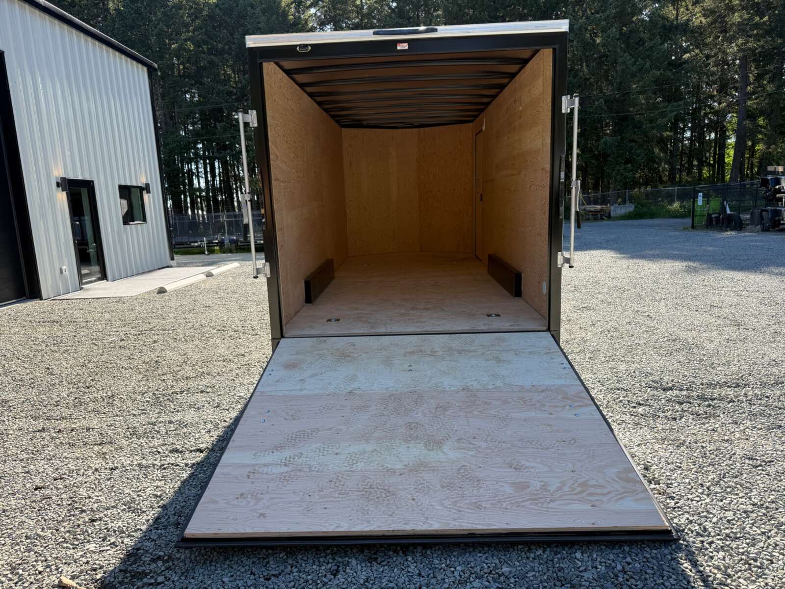 Photo of 2026 Royal Cargo 7.5x18+V 11,400lb GVWR - 86" Interior - Rear Ramp Door