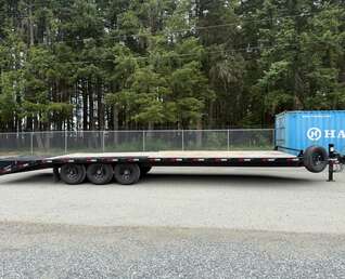 Thumbnail Photo of Used 2026 Southland 8.5X25' + 5' Beavertail Deckover 21,000LB GVWR