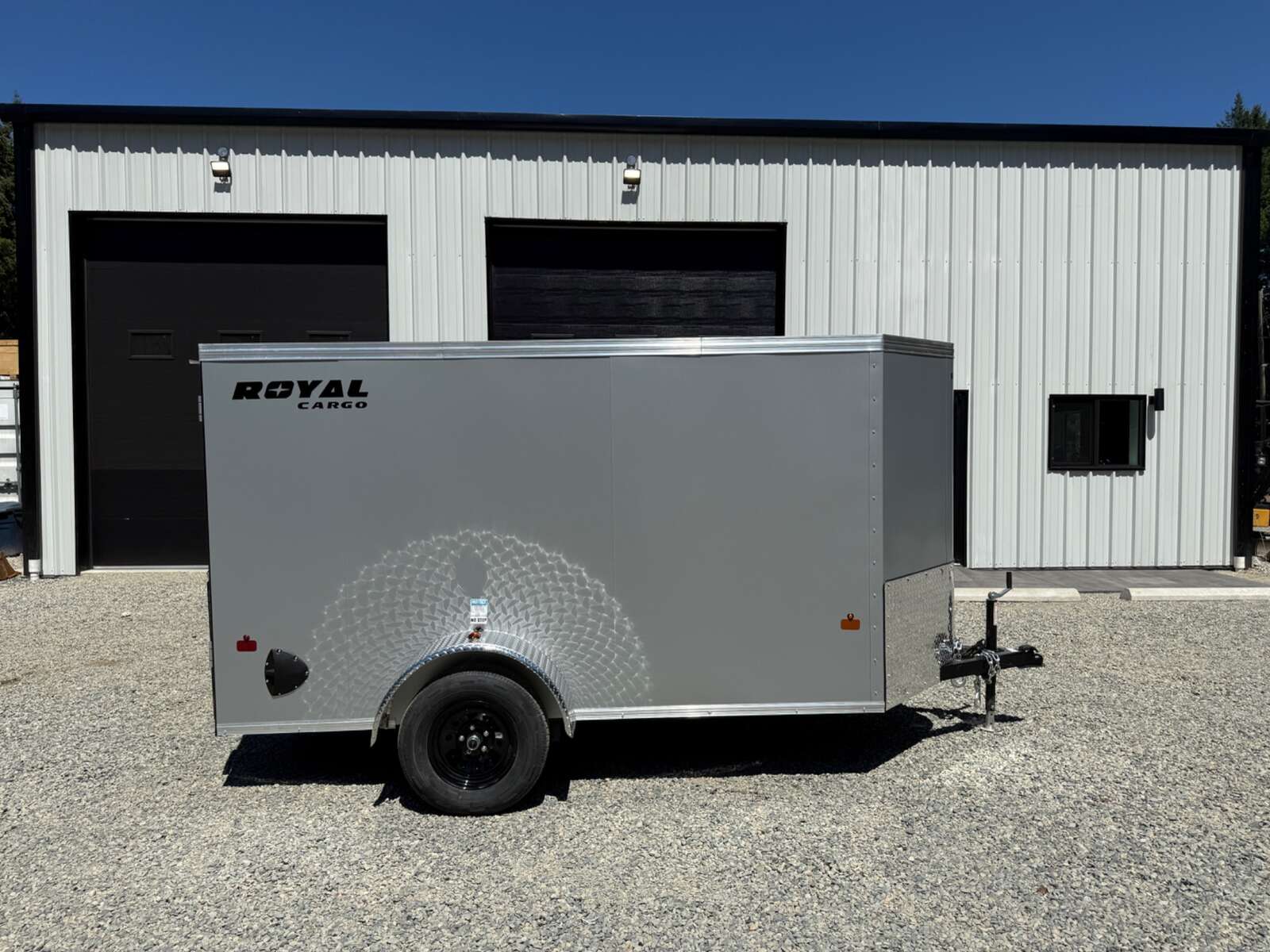 Photo of 2026 Royal Cargo 5X10+V 2990LB GVW - RAMP DOOR - 64" INTERIOR 