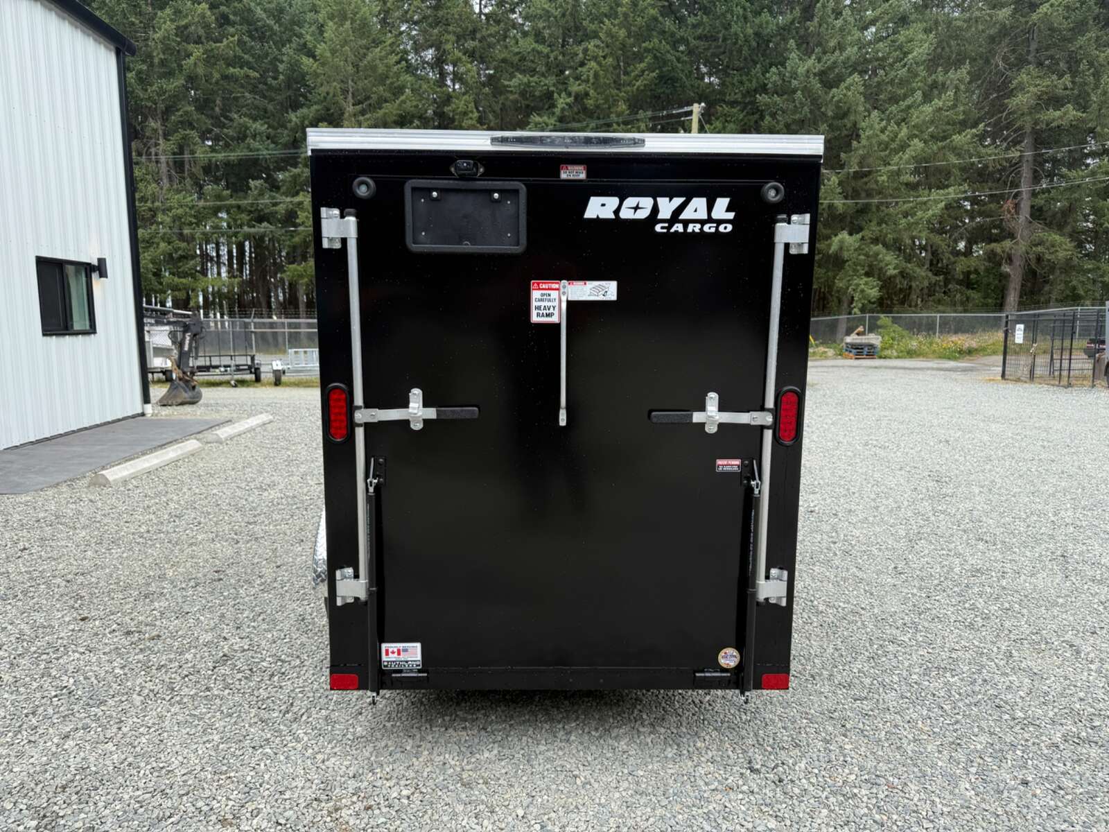 Photo of 2026 Royal Cargo 5X10+V 2990LB GVW - RAMP DOOR - 64" INTERIOR 