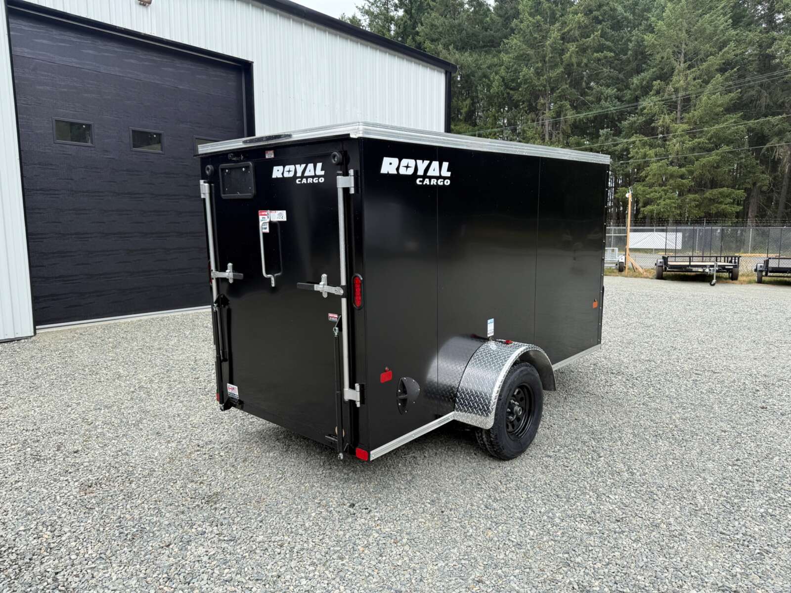 Photo of 2026 Royal Cargo 5X10+V 2990LB GVW - RAMP DOOR - 64" INTERIOR 