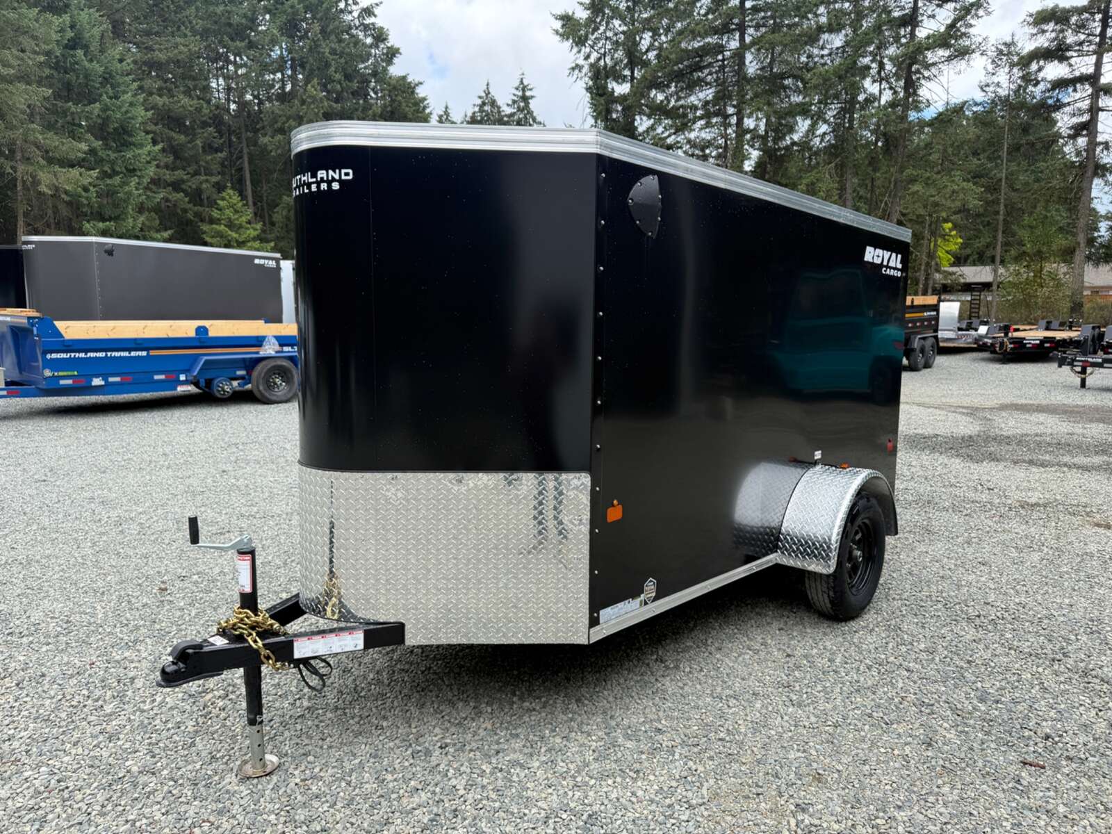 Photo of 2026 Royal Cargo 5X10+V 2990LB GVW - RAMP DOOR - 64" INTERIOR 