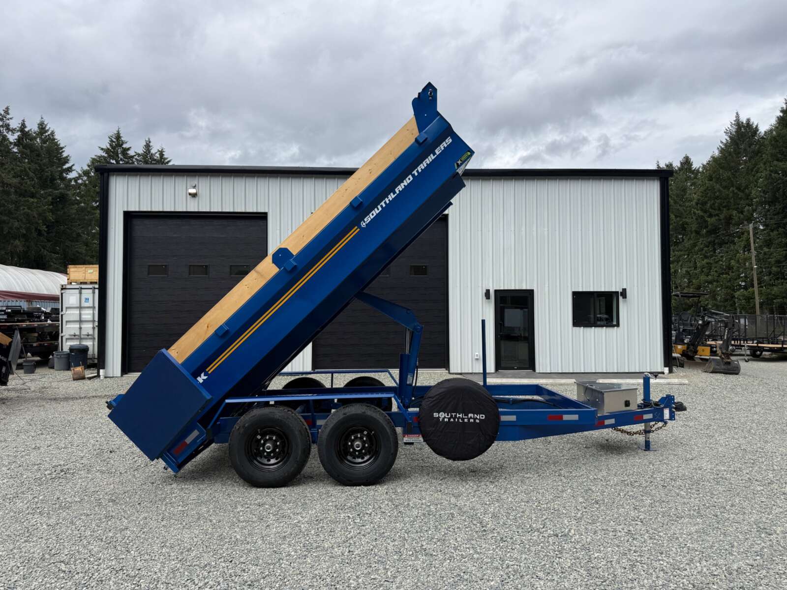 Photo of 2026 Southland 7X14 15,400LB GVW Dump Trailer - Blue