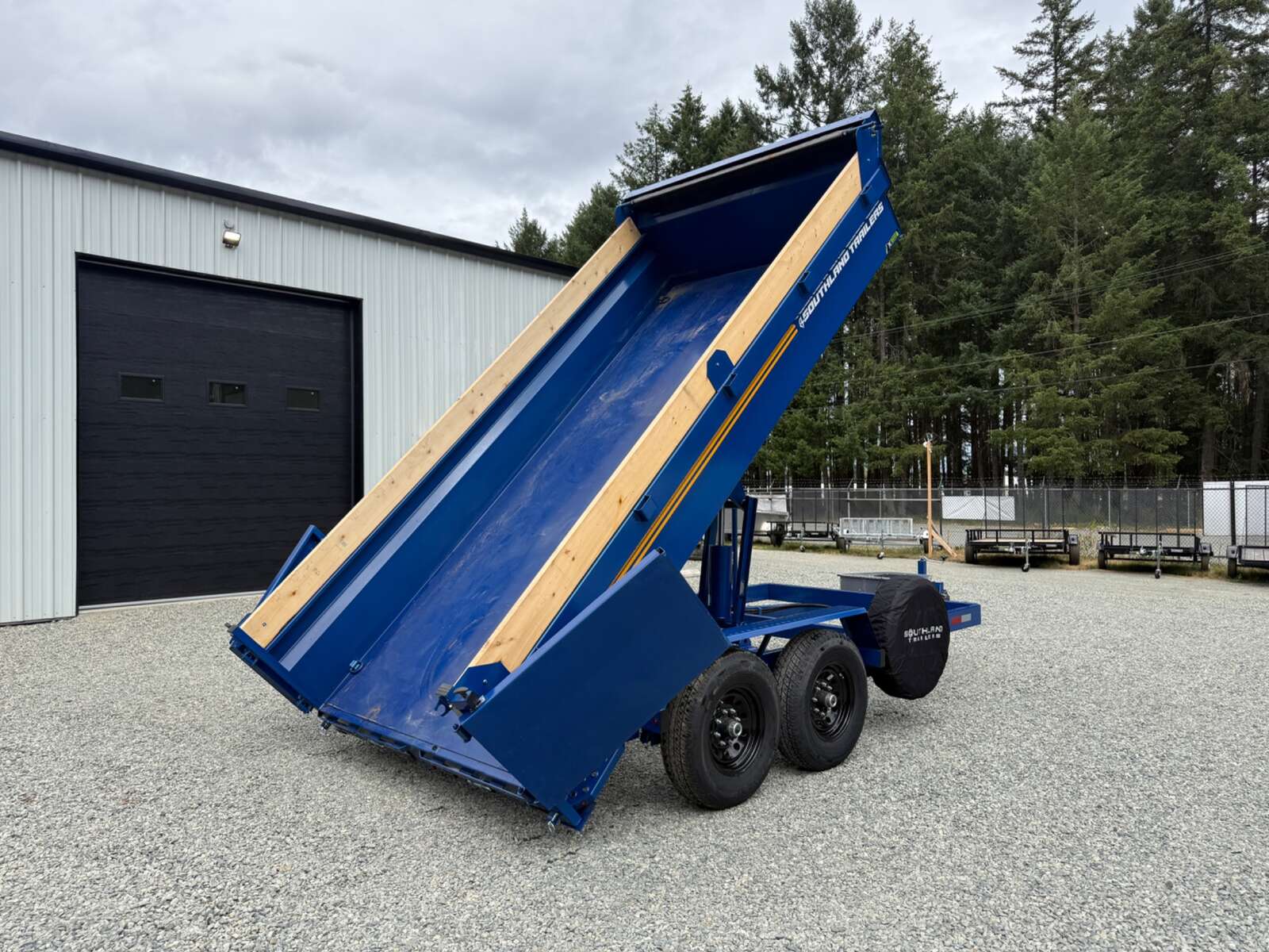 Photo of 2026 Southland 7X14 15,400LB GVW Dump Trailer - Blue