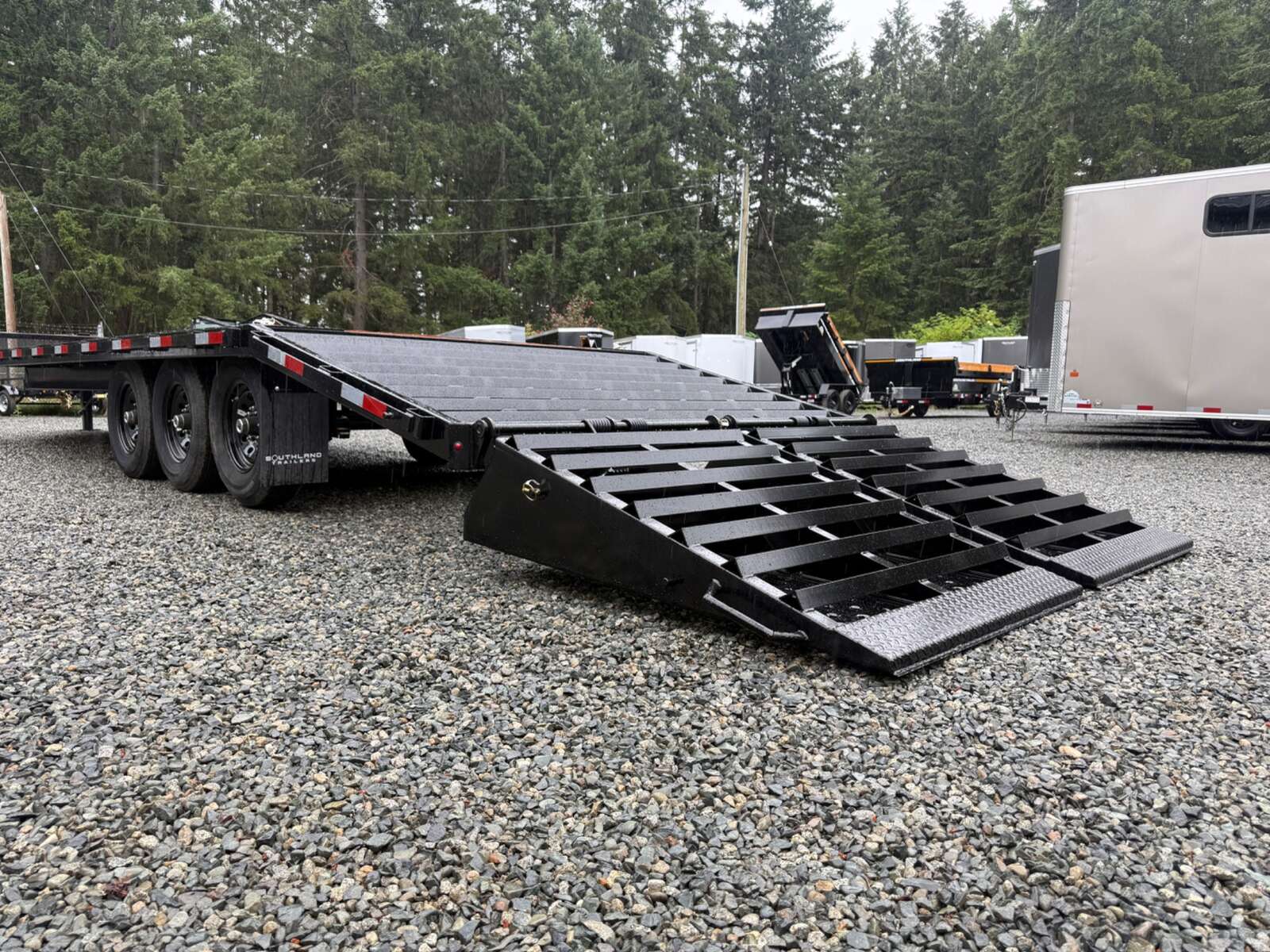 Photo of 2026 Southland 8.5X20+5 Beavertail Deckover 21,000LB GVWR