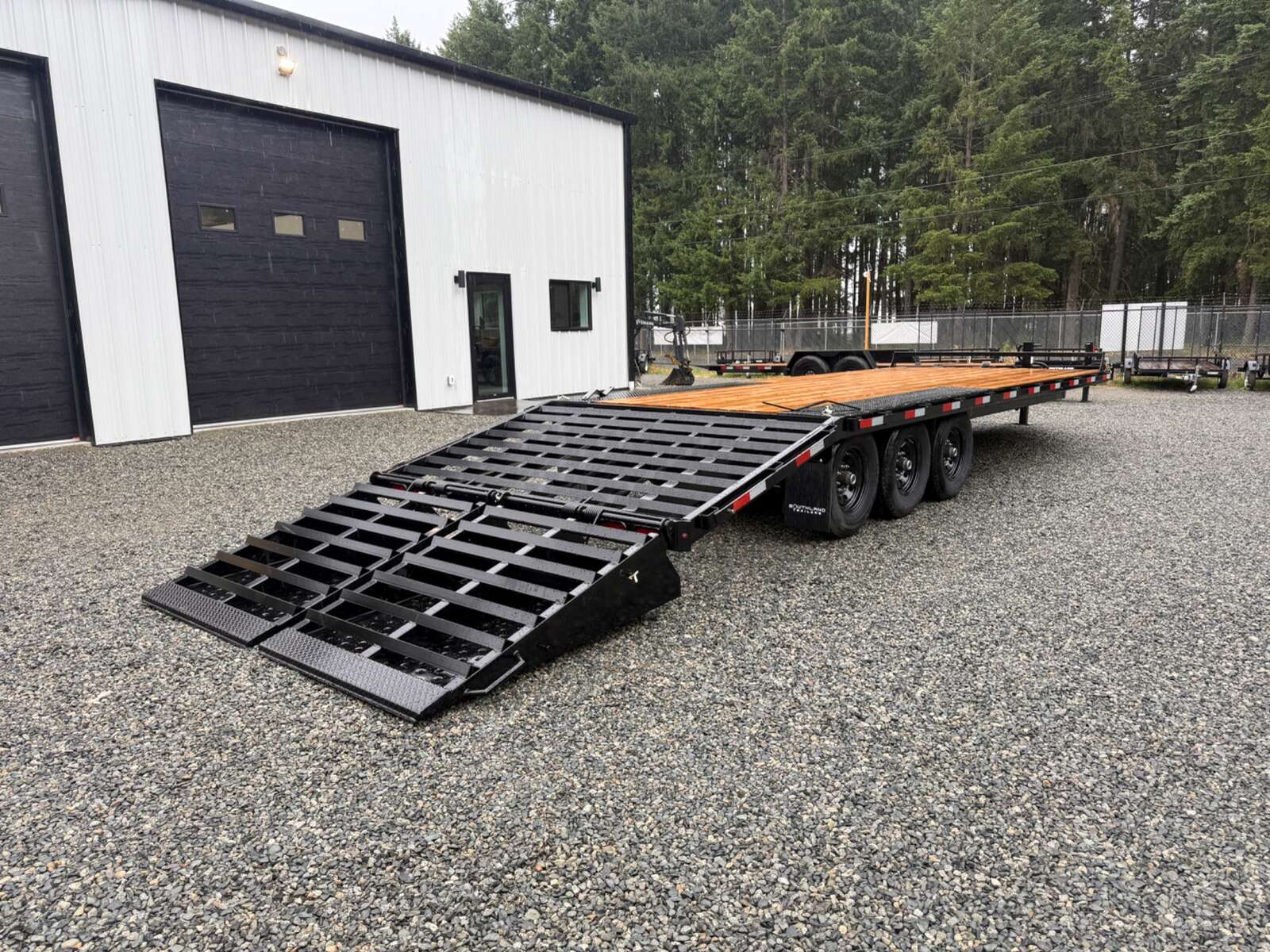 Photo of 2026 Southland 8.5X20+5 Beavertail Deckover 21,000LB GVWR