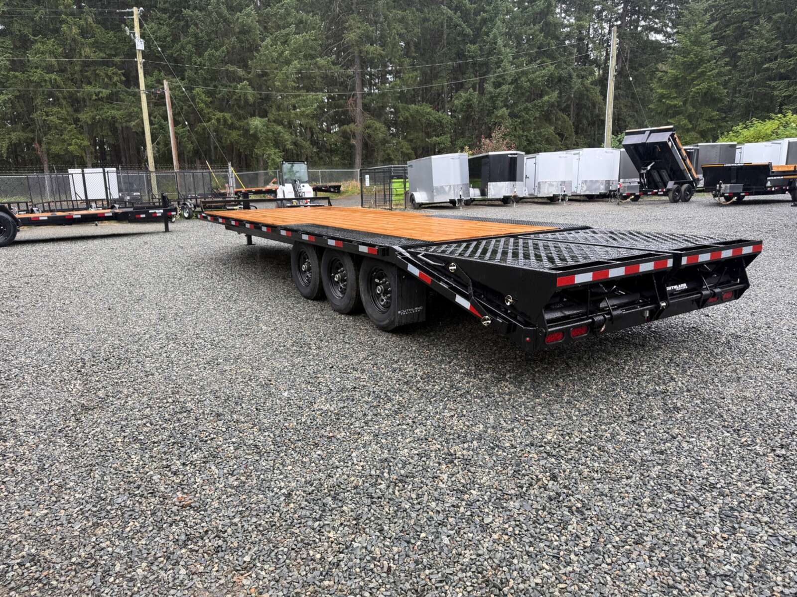 Photo of 2026 Southland 8.5X20+5 Beavertail Deckover 21,000LB GVWR