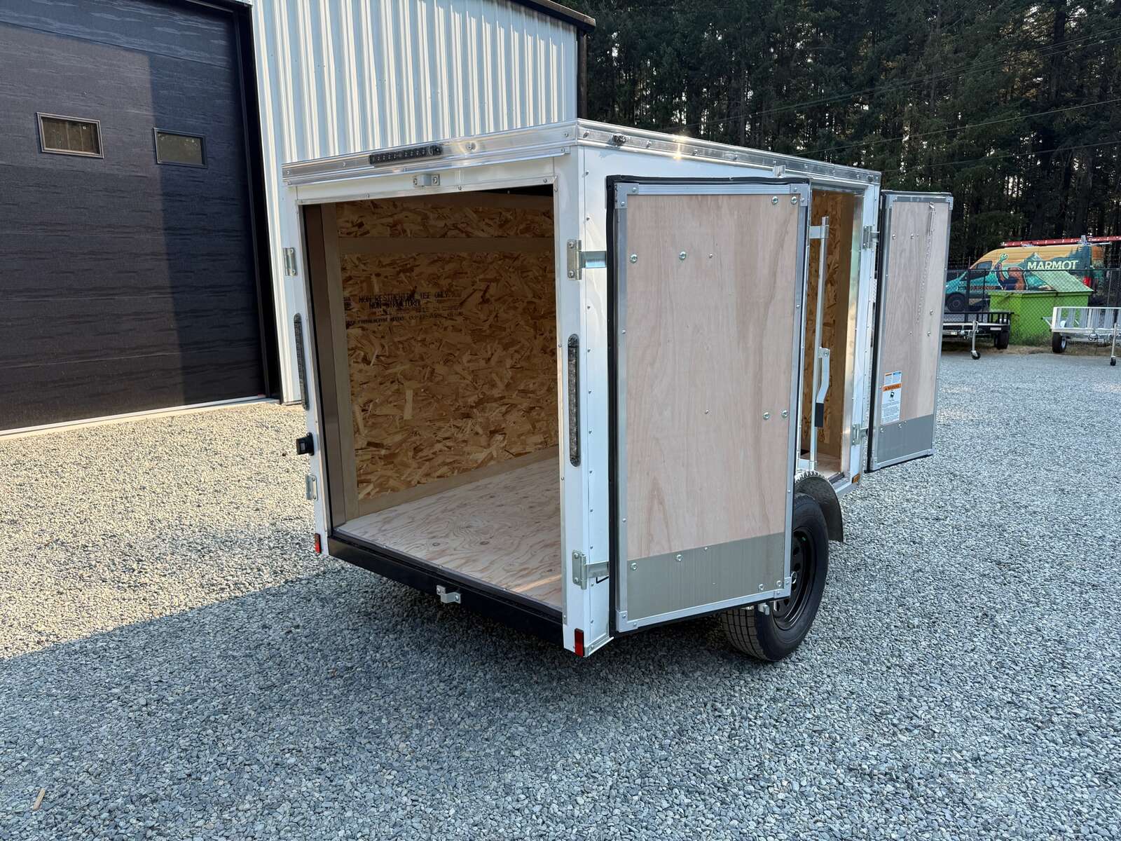 Photo of 2027 CARGO KING 5X8 2,990LB GVW - 59" INTERIOR - BARN DOOR