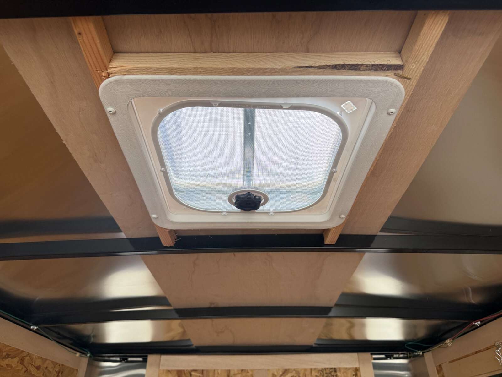 Photo of 2027 CARGO KING 6X12 2,900LB GVW - 77" INTERIOR - BARN DOORS 