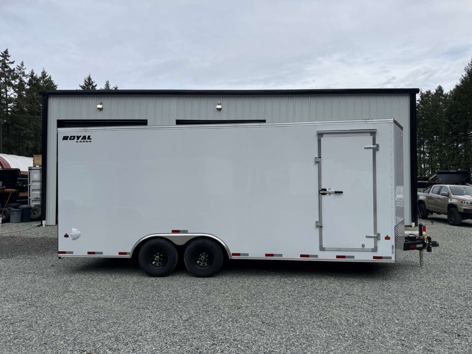 Photo of 2027 Royal Cargo 8.5X20+V-Nose 11,400LB GVWR - 86" Interior - Ramp Door