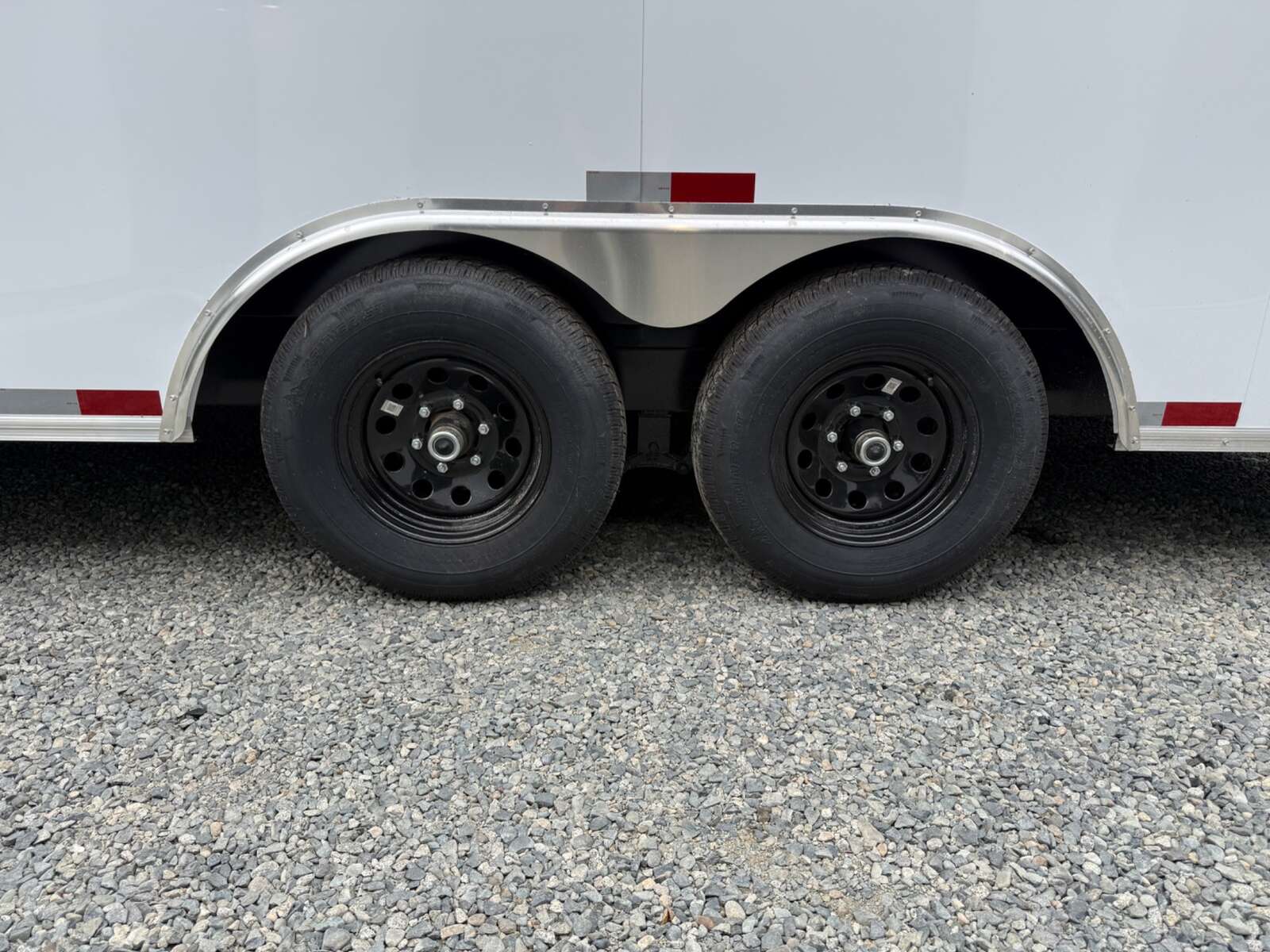 Photo of 2027 Royal Cargo 8.5X20+V-Nose 11,400LB GVWR - 86" Interior - Ramp Door