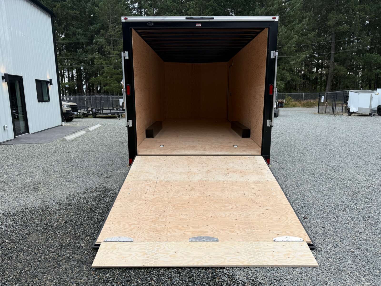 Photo of 2027 Royal Cargo 8.5X20+V-Nose 11,400LB GVWR - 86" Interior - Ramp Door